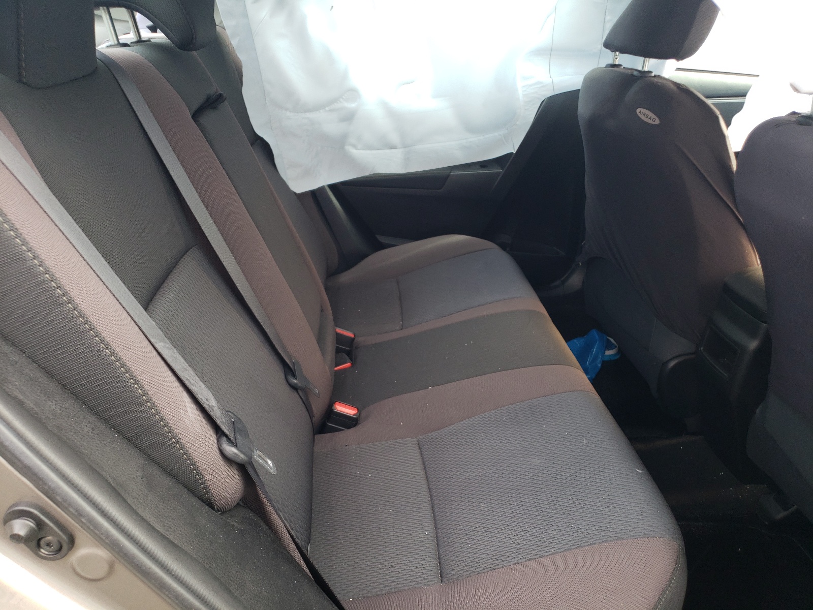 Photo 6 from auction – 2018 TOYOTA COROLLA L with VIN 5YFBURHE0JP740978