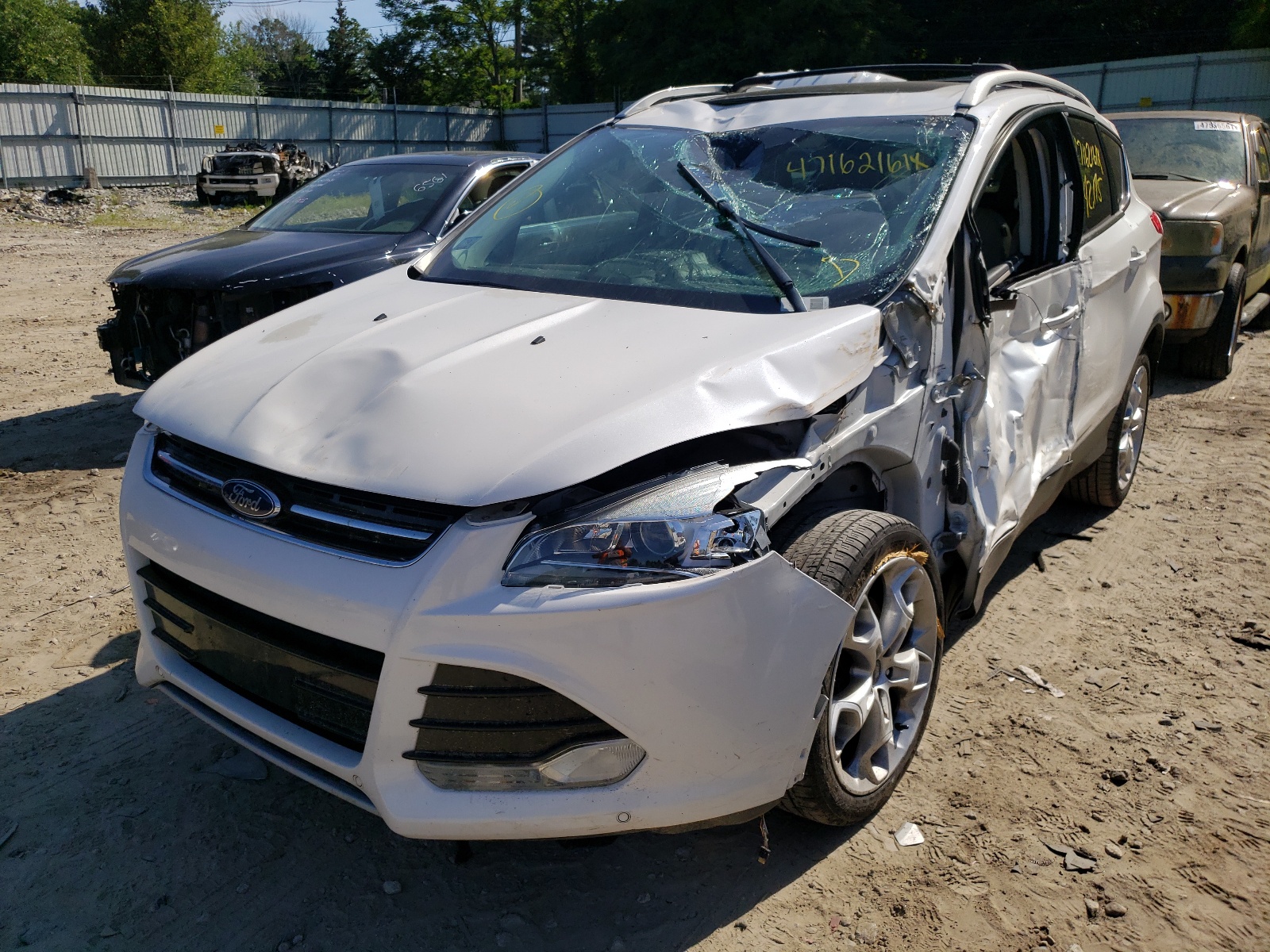 Photo 2 from auction – 2014 FORD ESCAPE TIT with VIN 1FMCU9J9XEUA18293