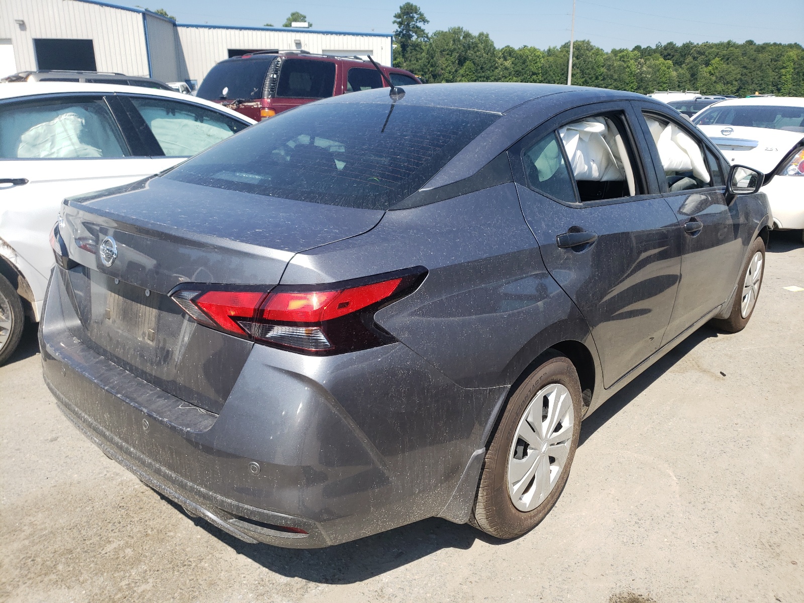 Photo 4 from auction – 2021 NISSAN VERSA S with VIN 3N1CN8DV1ML858737