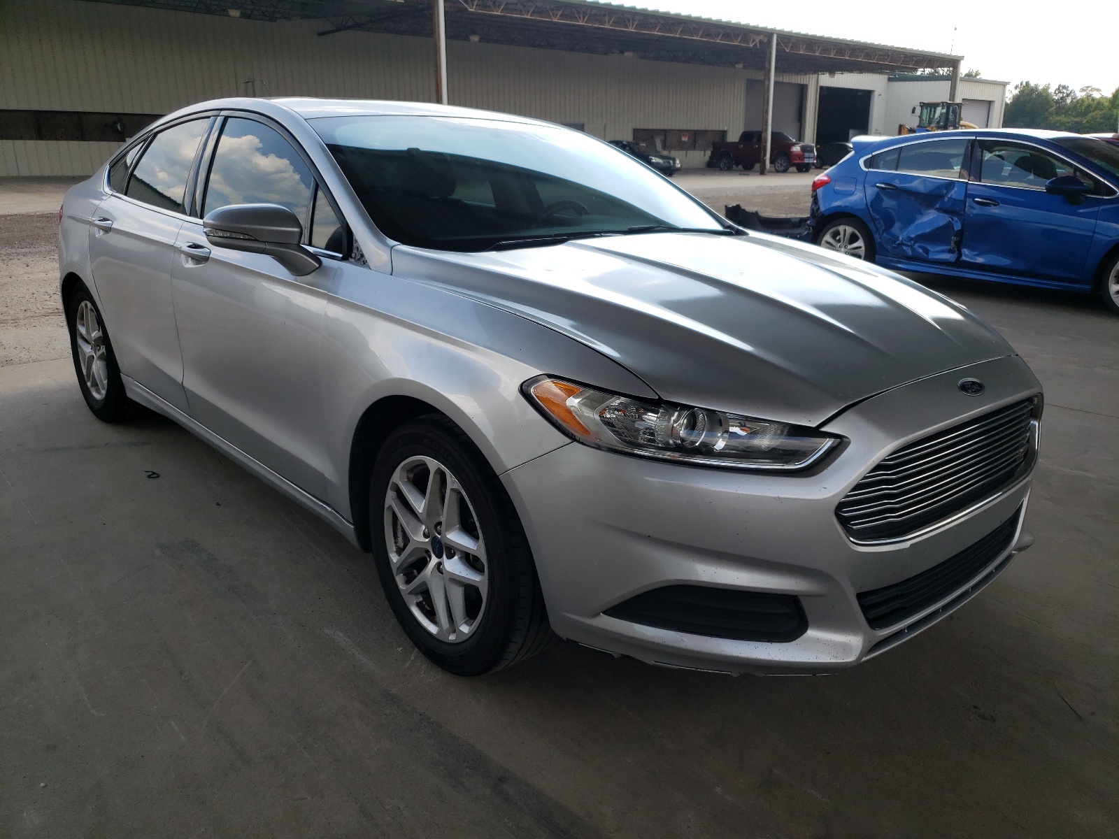 Photo 1 from auction – 2015 FORD FUSION SE with VIN 3FA6P0H77FR273023