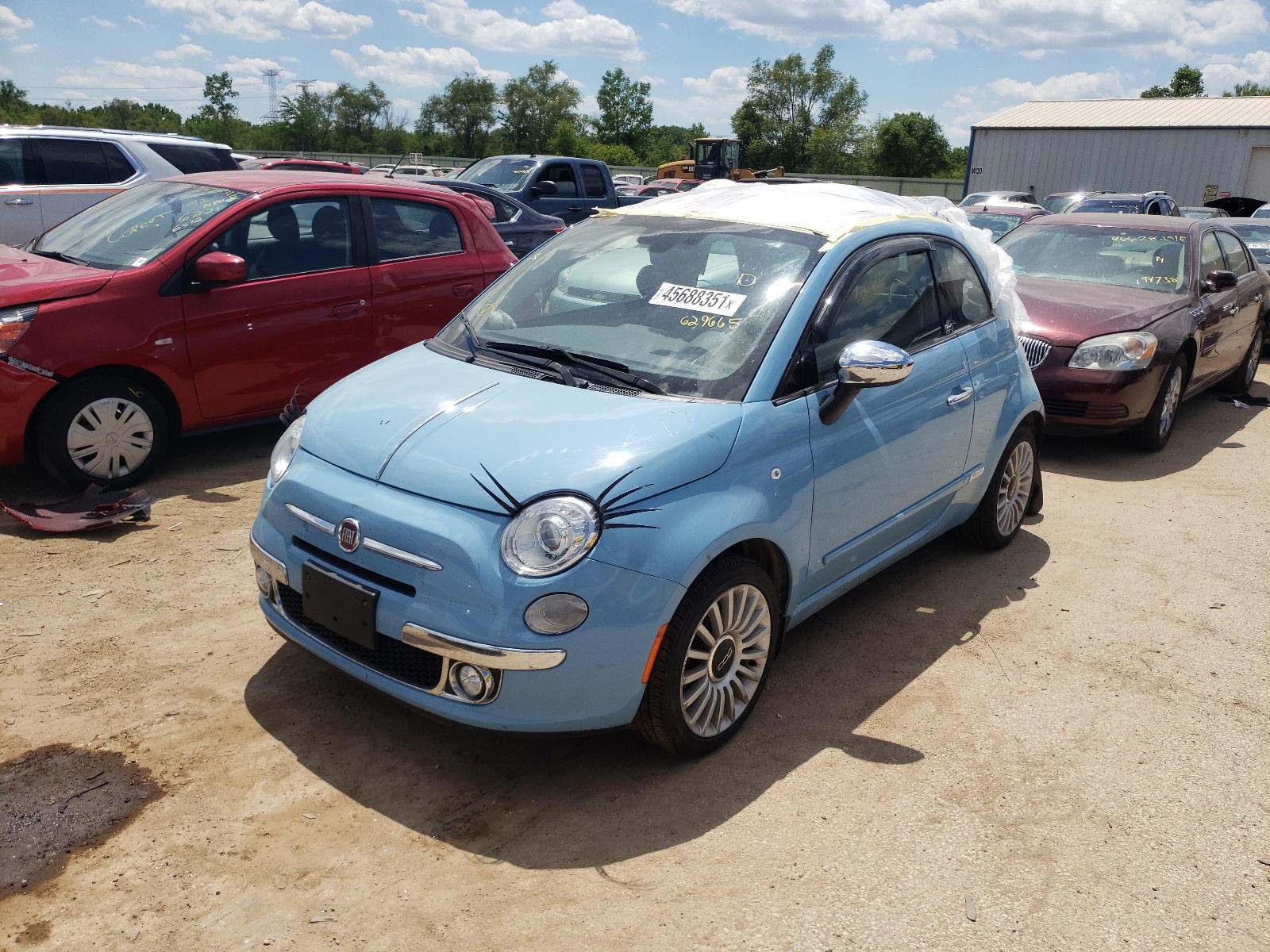 Photo 2 from auction – 2017 FIAT 500 LOUNGE with VIN 3C3CFFER5HT629665
