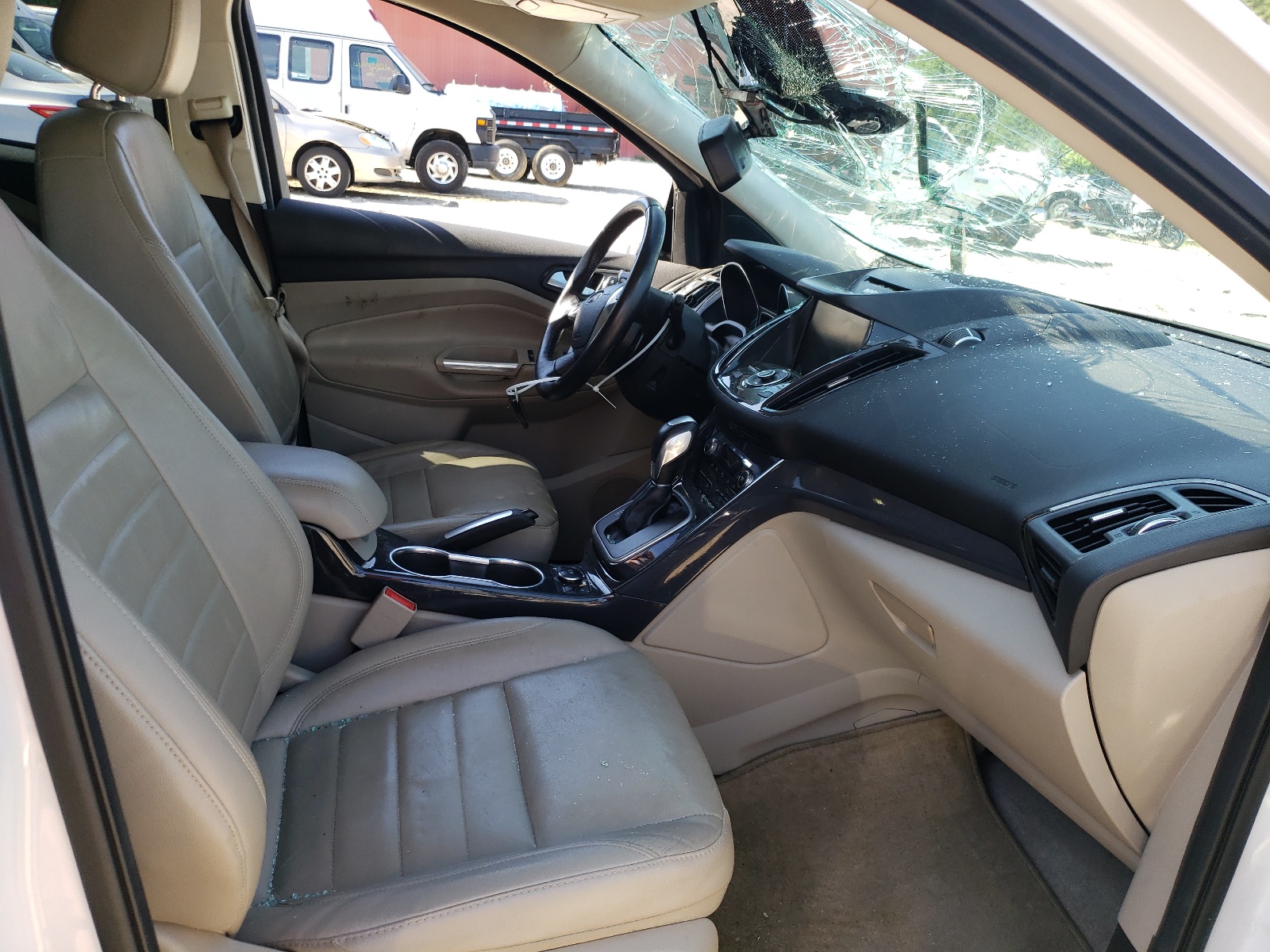 Photo 5 from auction – 2014 FORD ESCAPE TIT with VIN 1FMCU9J9XEUA18293