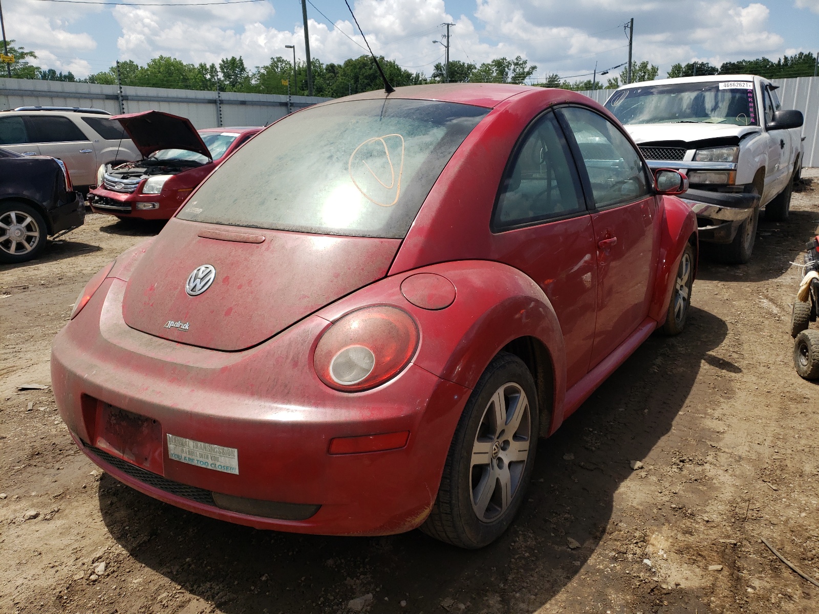 Photo 4 from auction – 2006 VOLKSWAGEN BEETLE with VIN 3VWRW31C96M420004