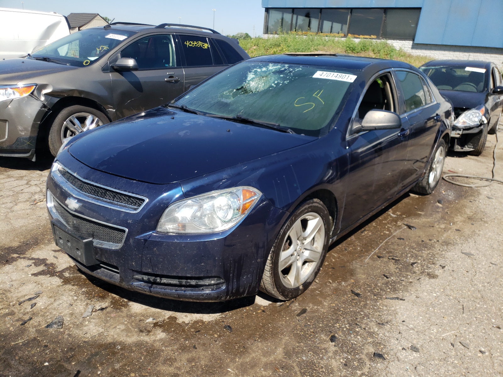 Photo 2 from auction – 2011 CHEVROLET MALIBU LS with VIN 1G1ZA5EUXBF105506