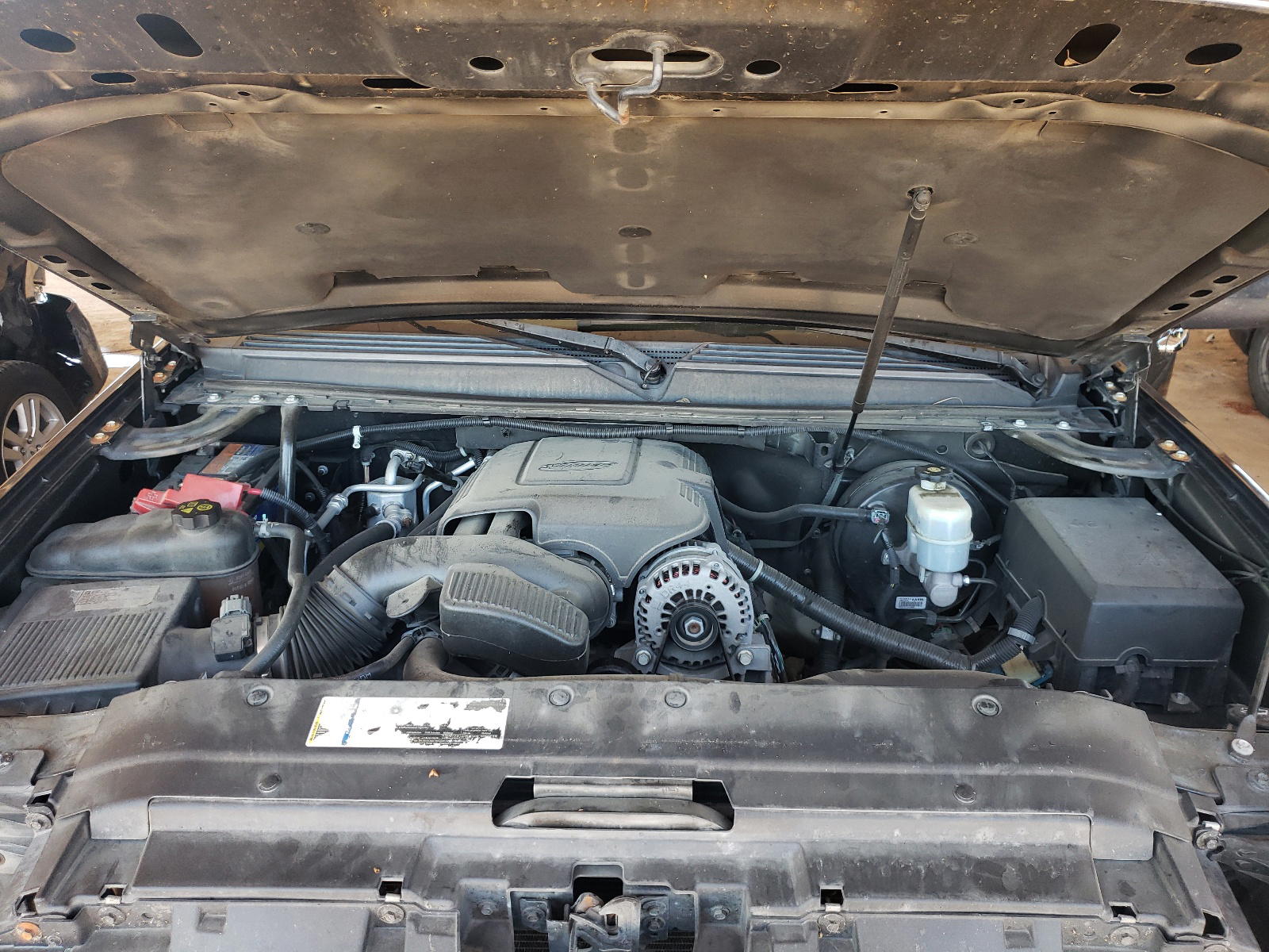 Photo 7 from auction – 2011 GMC YUKON DENA with VIN 1GKS1EEF3BR215214