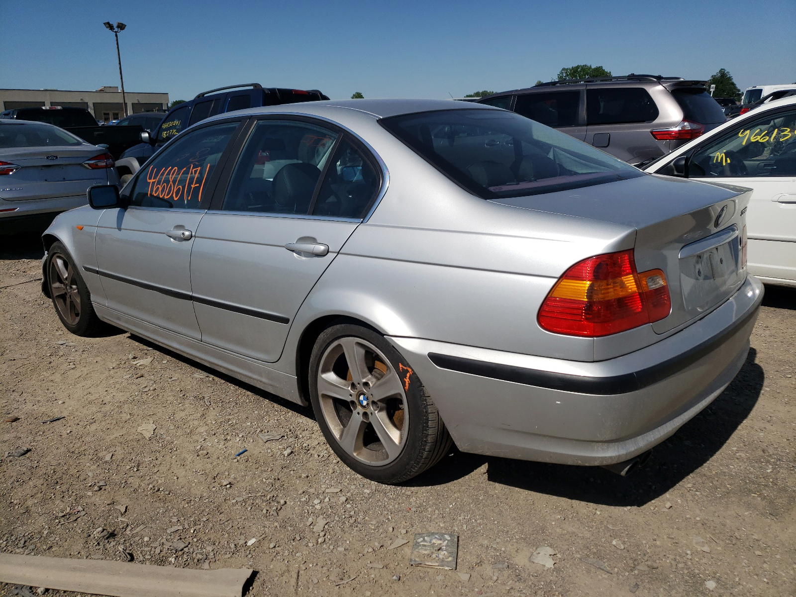 Photo 3 from auction – 2004 BMW 330 I with VIN WBAEV53444KM35758