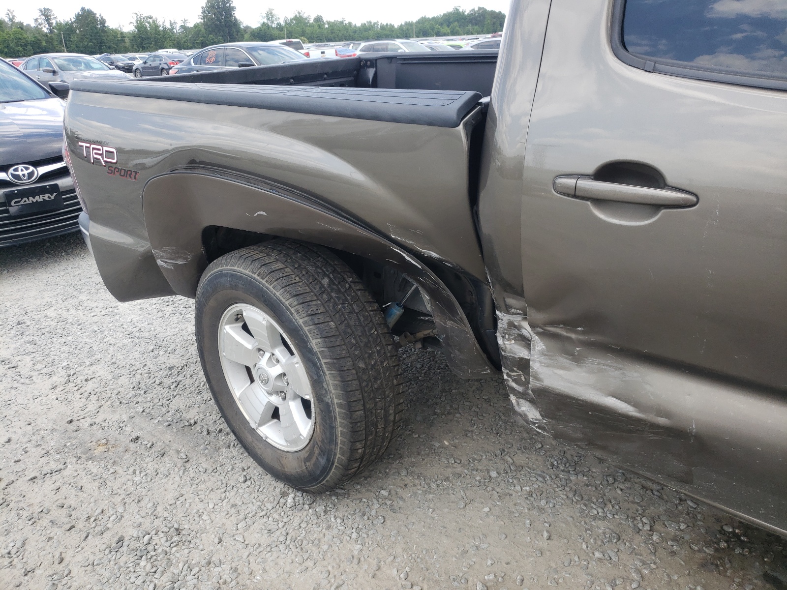 Photo 9 from auction – 2011 TOYOTA TACOMA DOU with VIN 3TMJU4GN6BM110603