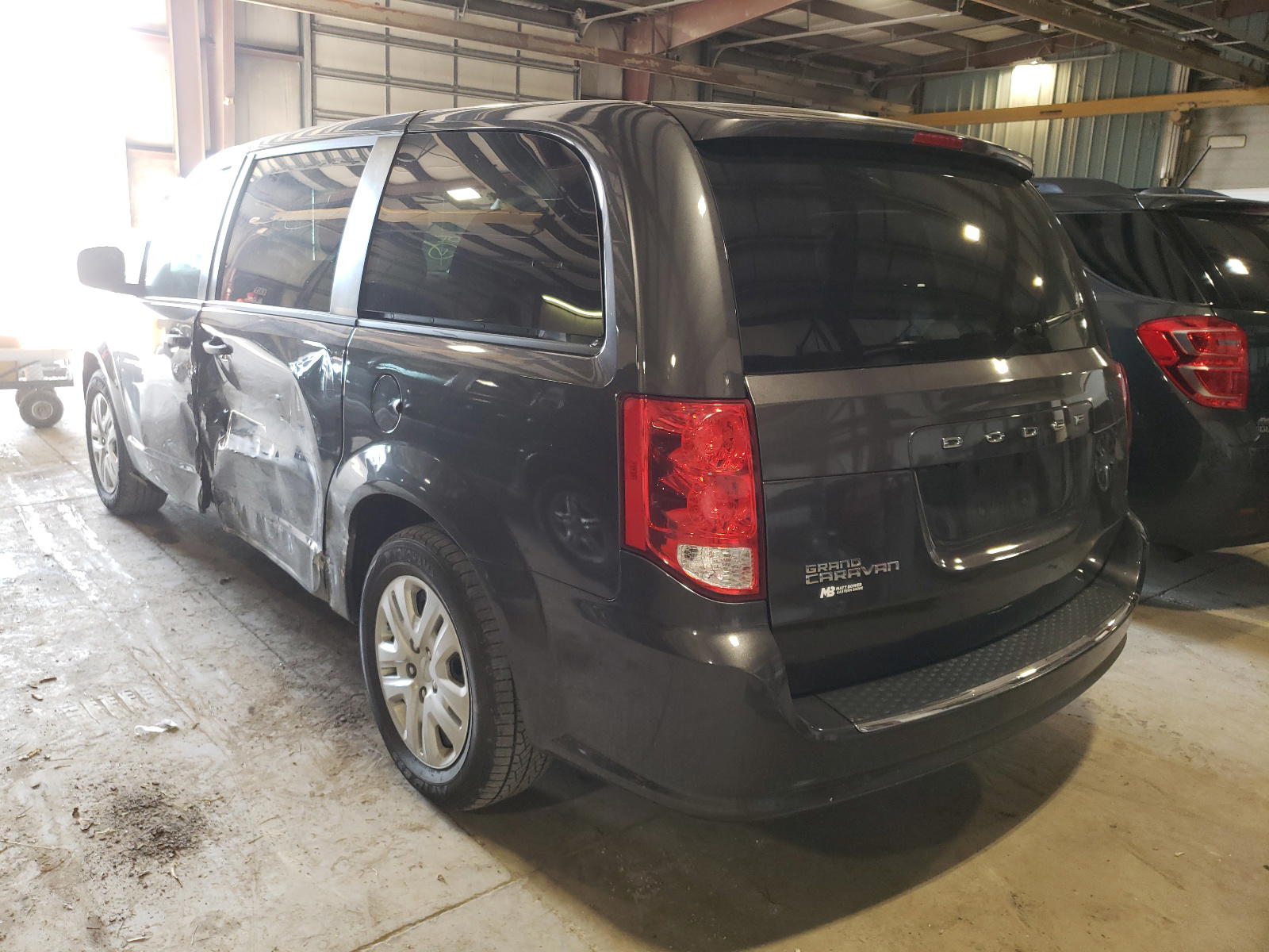 Photo 3 from auction – 2019 DODGE GRAND CARA with VIN 2C4RDGBG2KR587356