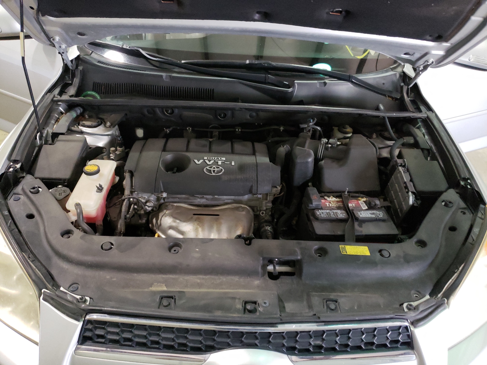 Photo 7 from auction – 2010 TOYOTA RAV4 LIMIT with VIN JTMYF4DV7A5016506