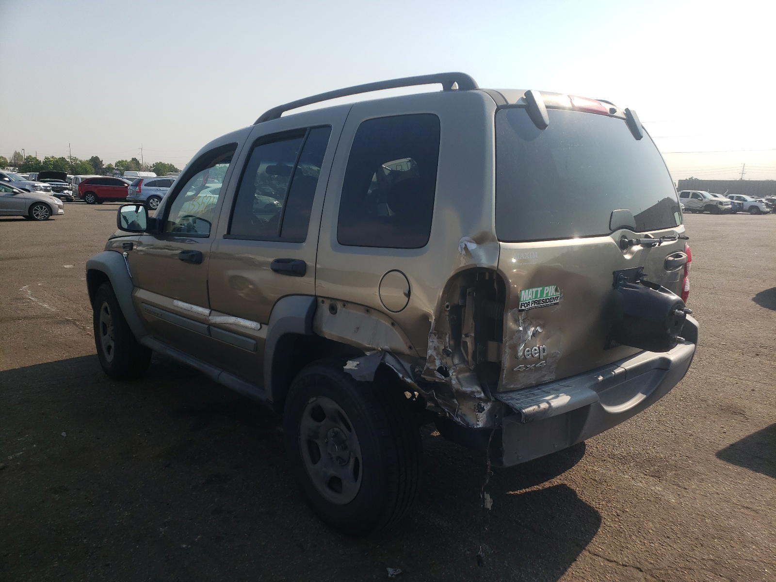 Photo 3 from auction – 2005 JEEP LIBERTY with VIN 1J4GL48K35W665136