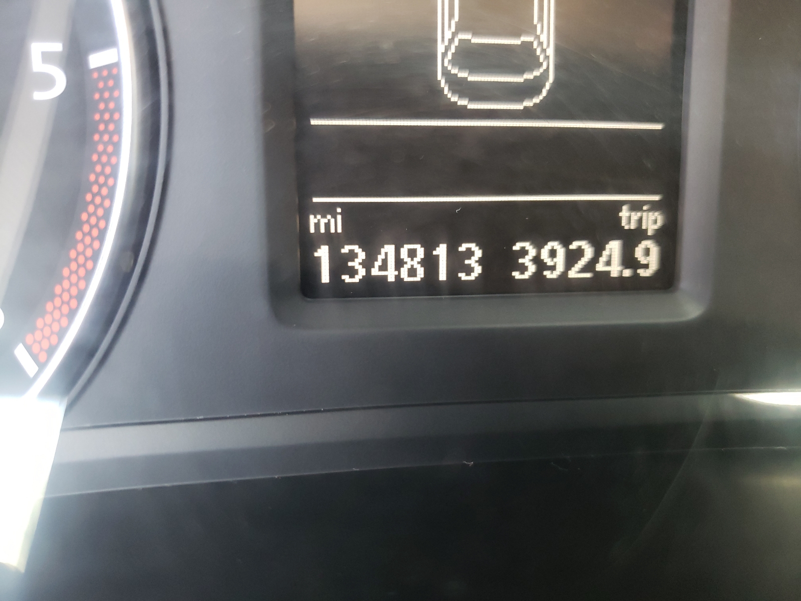 Photo 8 from auction – 2014 VOLKSWAGEN PASSAT SEL with VIN 1VWCN7A37EC091996