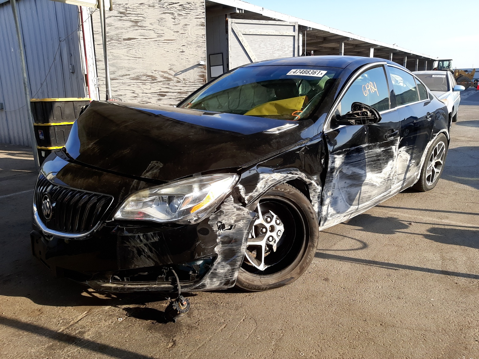 Photo 2 from auction – 2017 BUICK REGAL SPOR with VIN 2G4GL5EX2H9145479