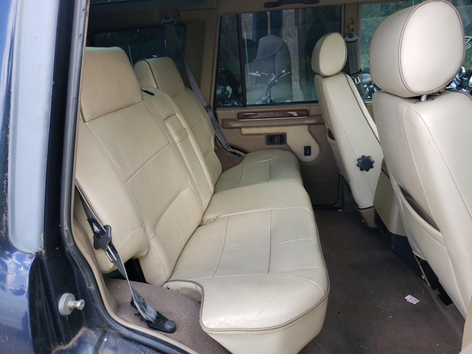 Photo 6 from auction – 1998 LAND ROVER DISCOVERY with VIN SALJY1242WA772482