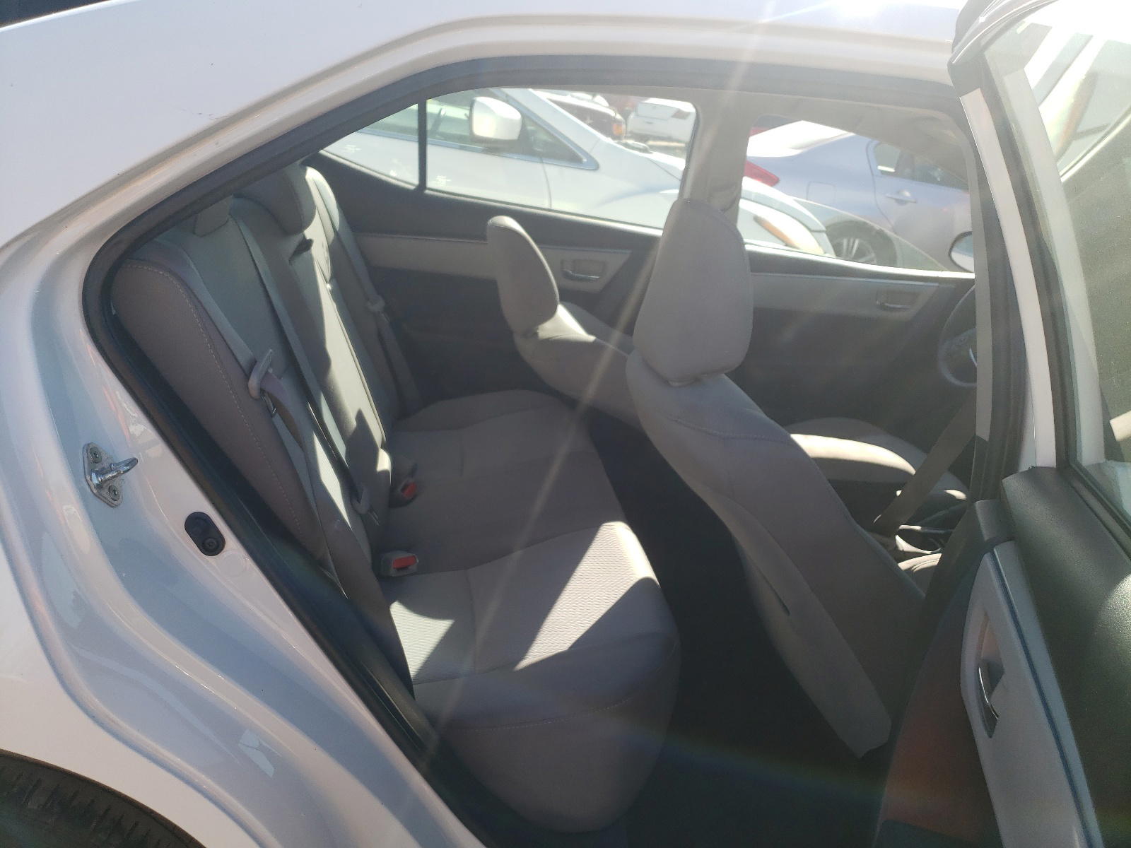 Photo 6 from auction – 2016 TOYOTA COROLLA L with VIN 5YFBURHE5GP488654