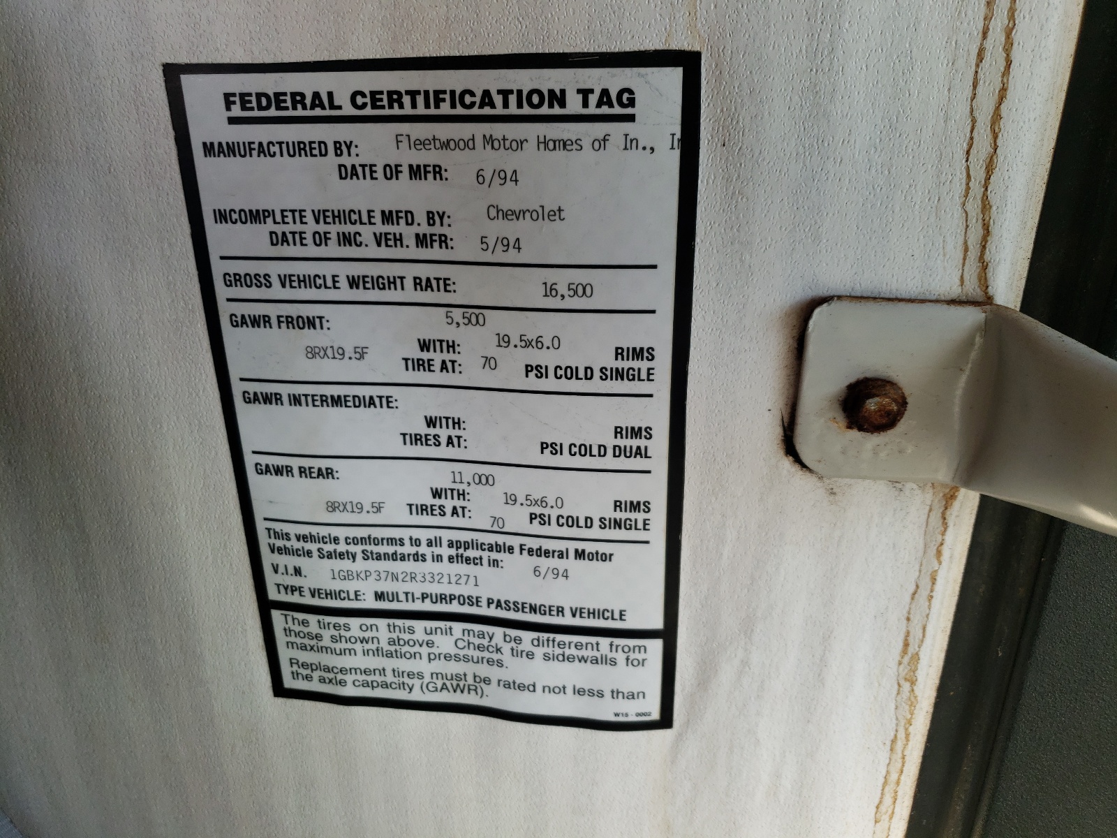 Photo 10 from auction – 1994 CHEVROLET P30 with VIN 1GBKP37N2R3321271