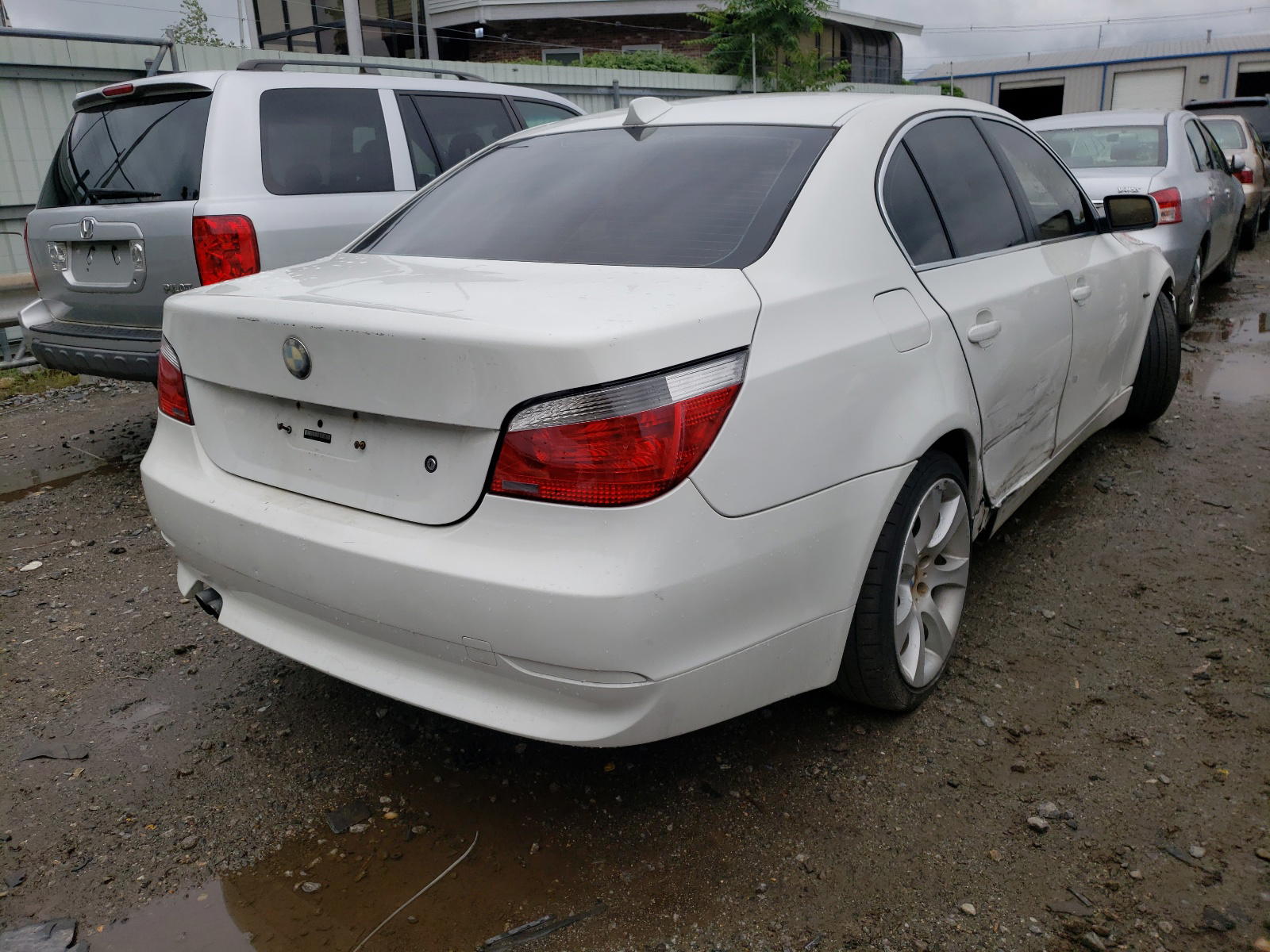 Photo 4 from auction – 2007 BMW 525 XI with VIN WBANF33577CS38835