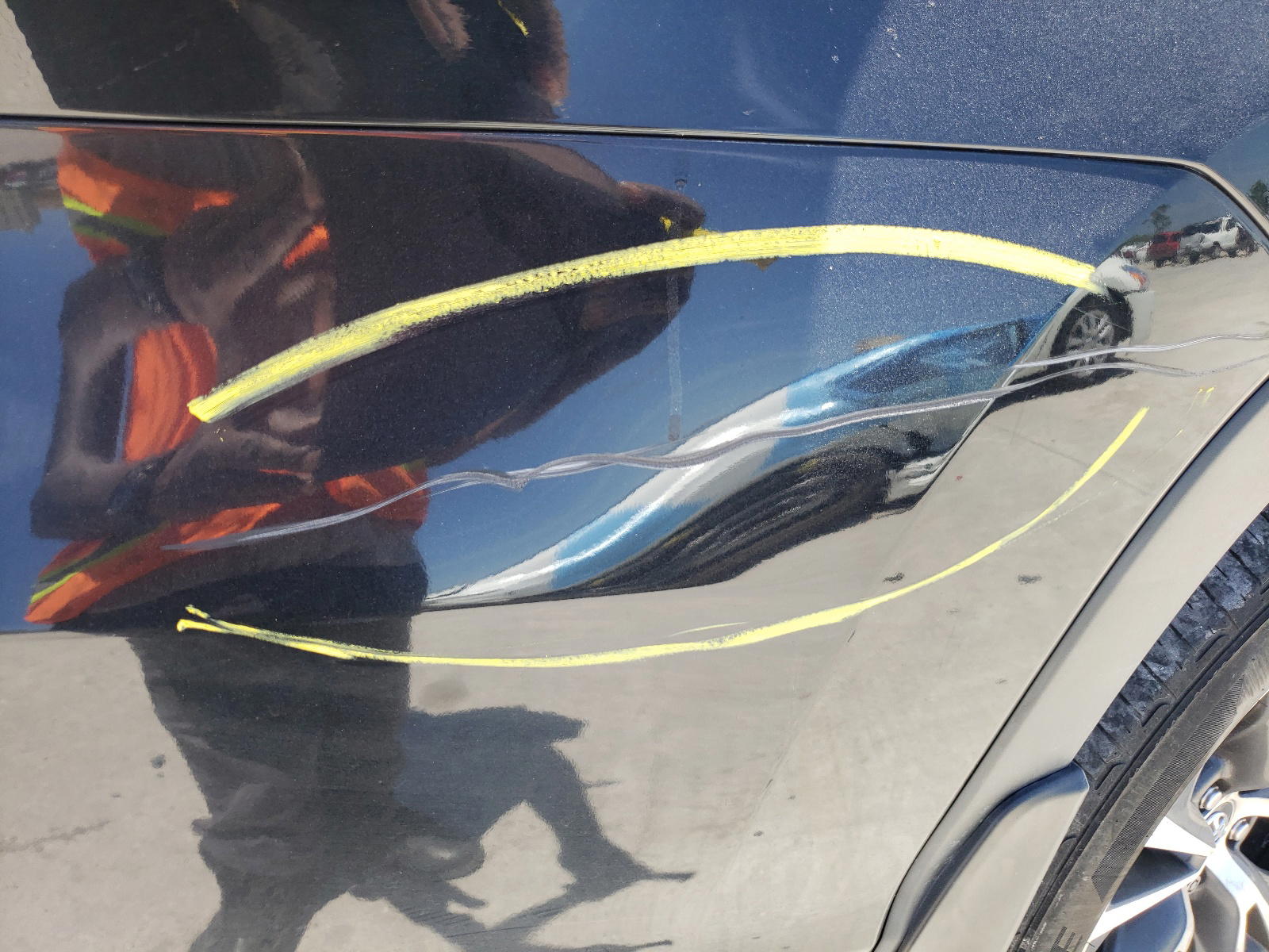 Photo 9 from auction – 2019 TOYOTA HIGHLANDER with VIN 5TDZZRFH9KS339175