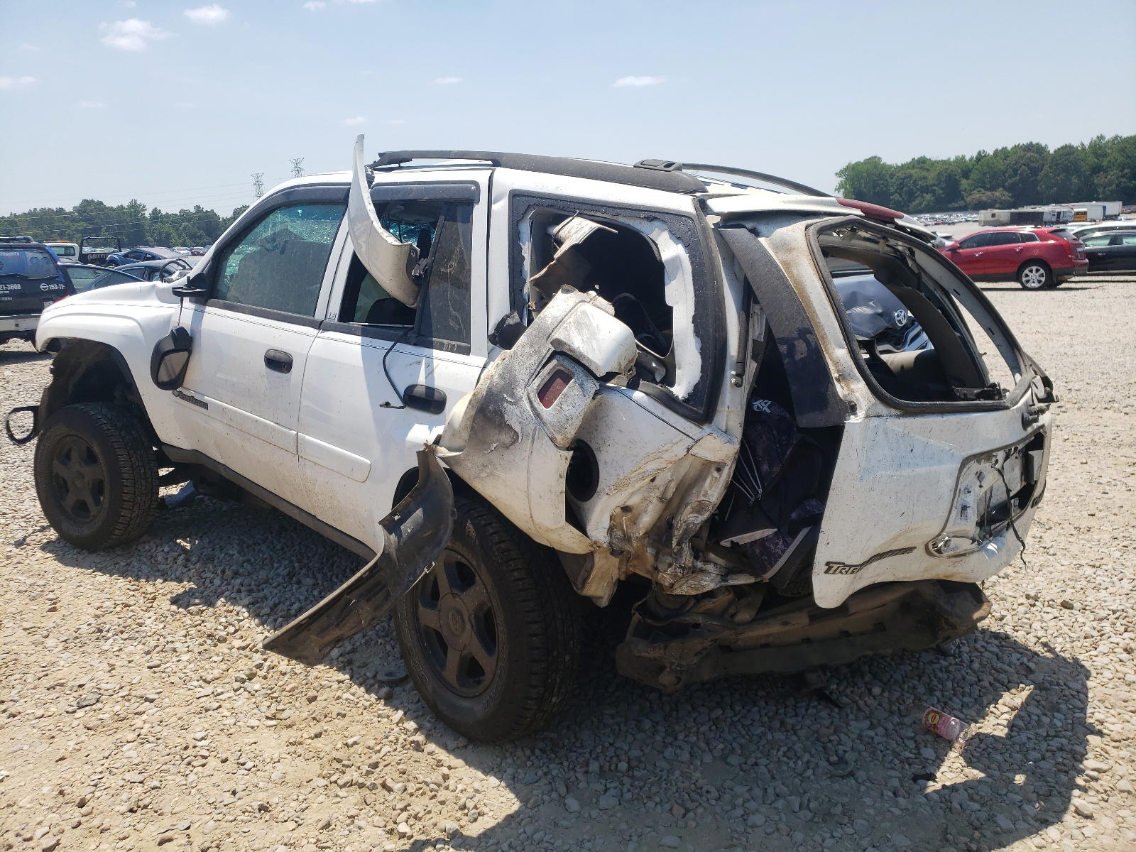 Photo 3 from auction – 2002 CHEVROLET TRAILBLAZE with VIN 1GNDT13S822296007