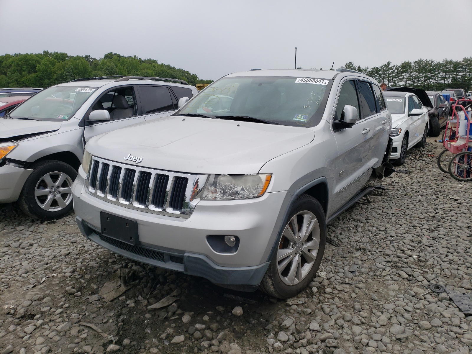 Photo 2 from auction – 2011 JEEP GRAND CHER with VIN 1J4RR4GG2BC678820