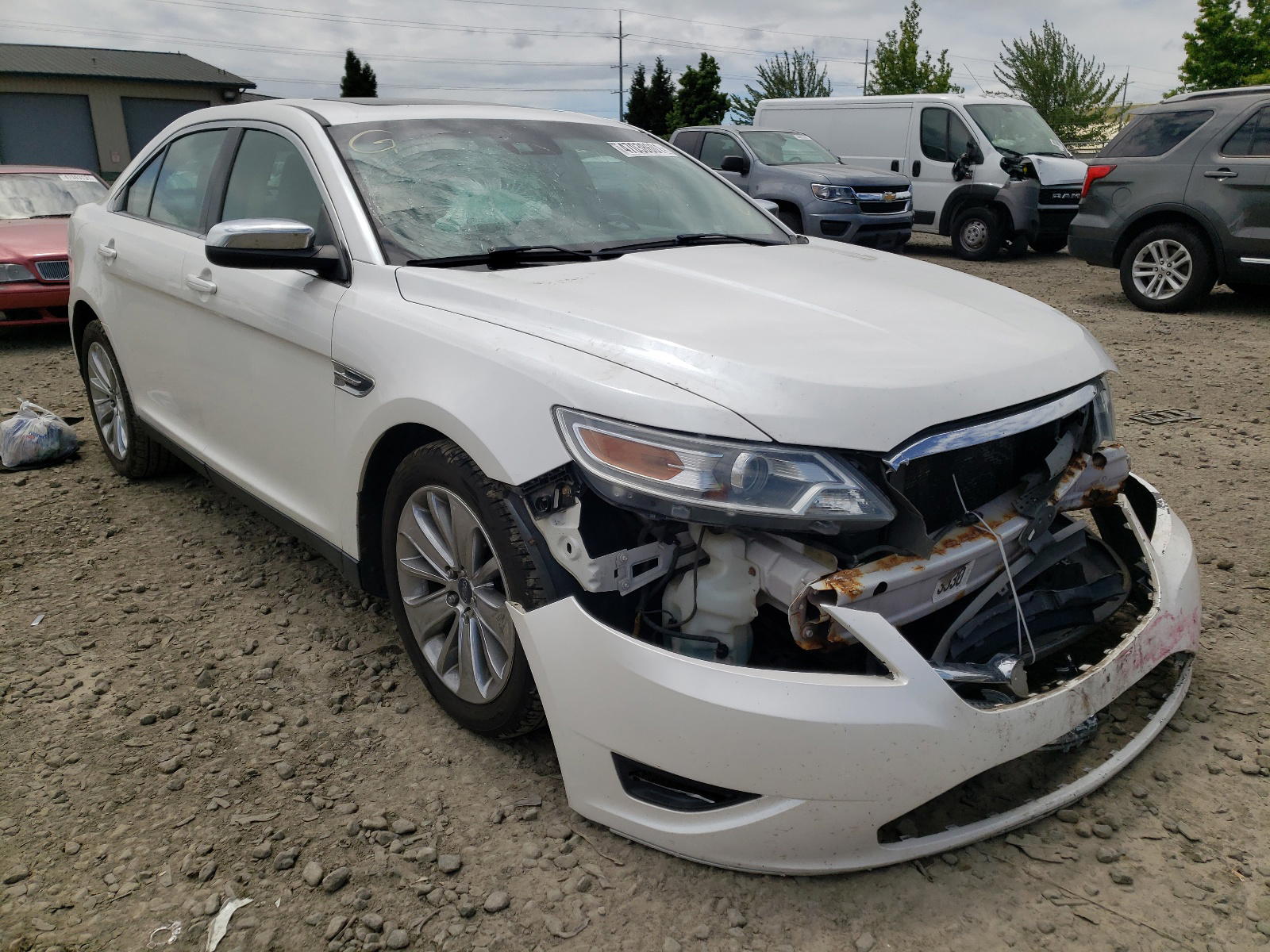 FORD TAURUS LIM 2010 with VIN 1FAHP2FW8AG139796 - Photo from auction