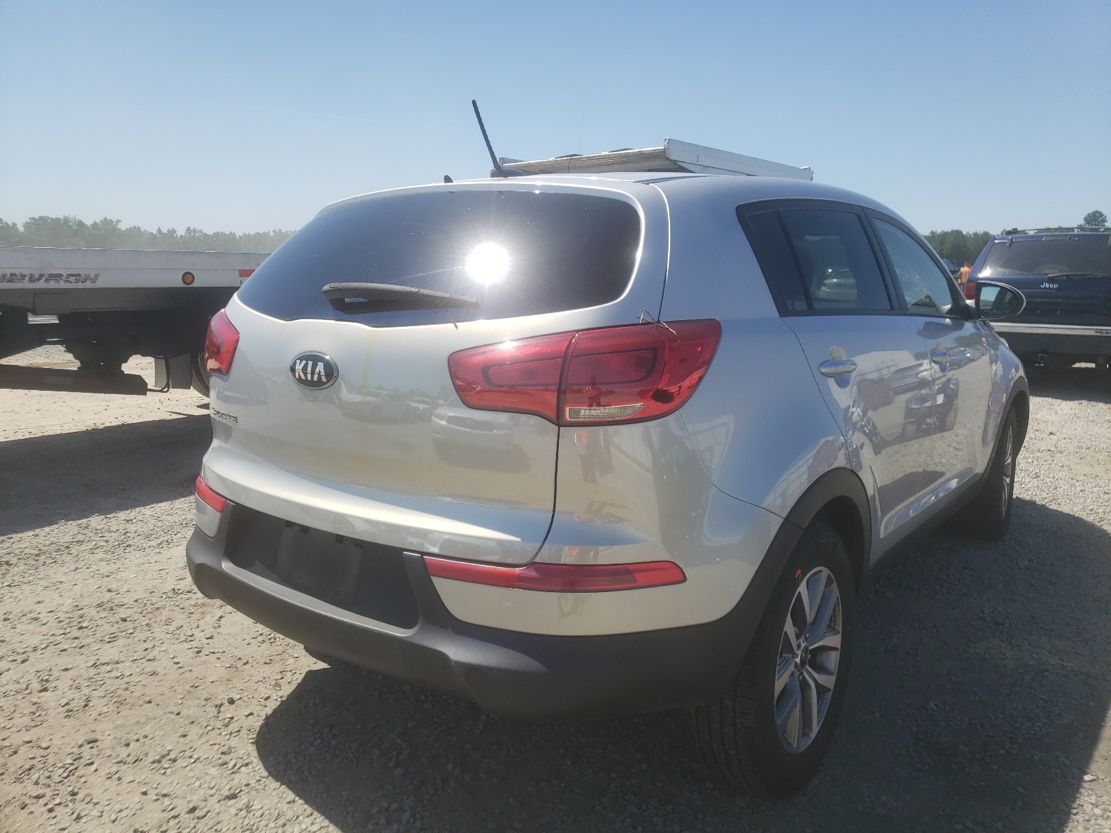 Photo 4 from auction – 2016 KIA SPORTAGE with VIN KNDPBCAC1G7822441