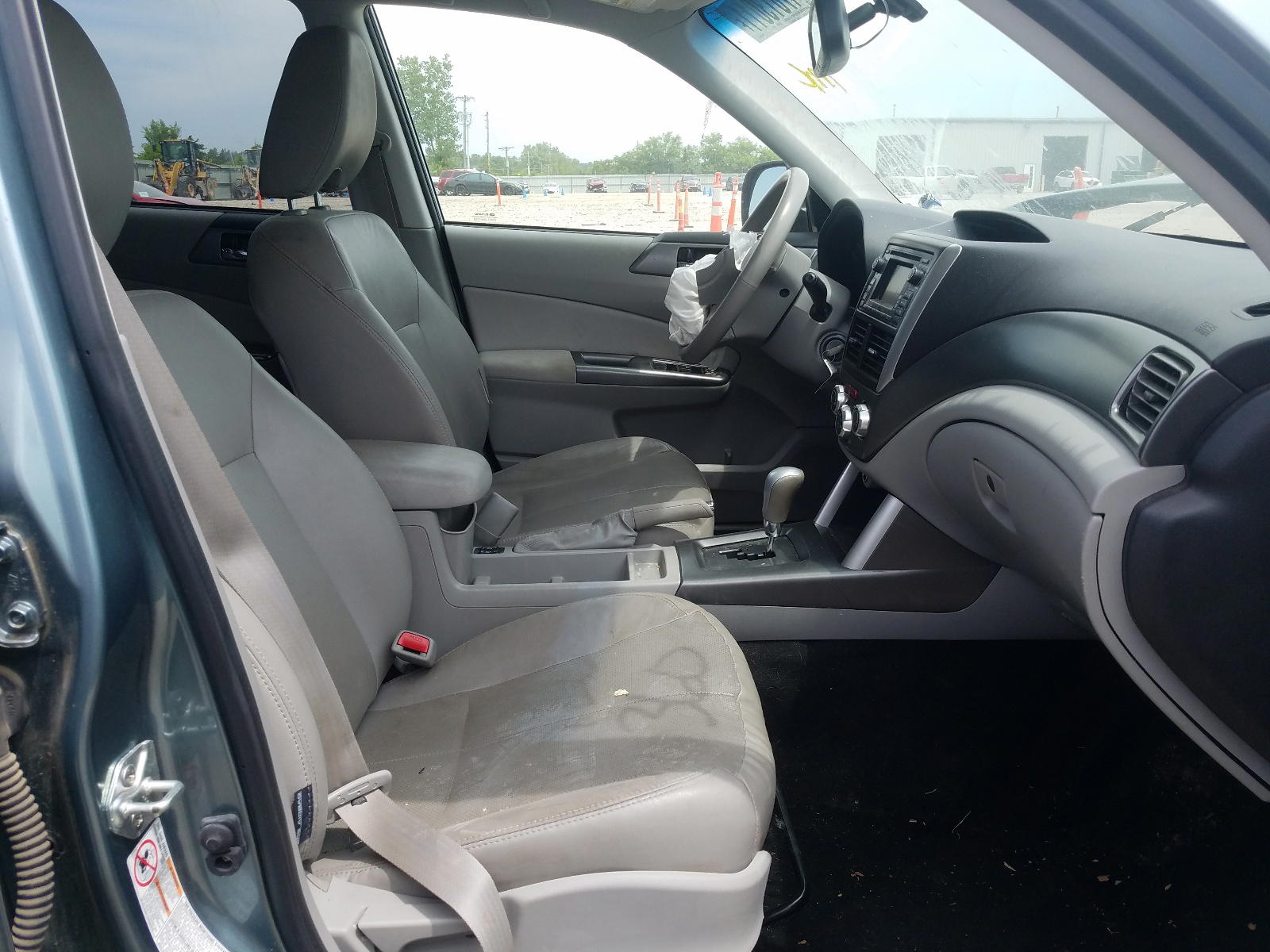 Photo 5 from auction – 2011 SUBARU FORESTER L with VIN JF2SHBECXBH733811