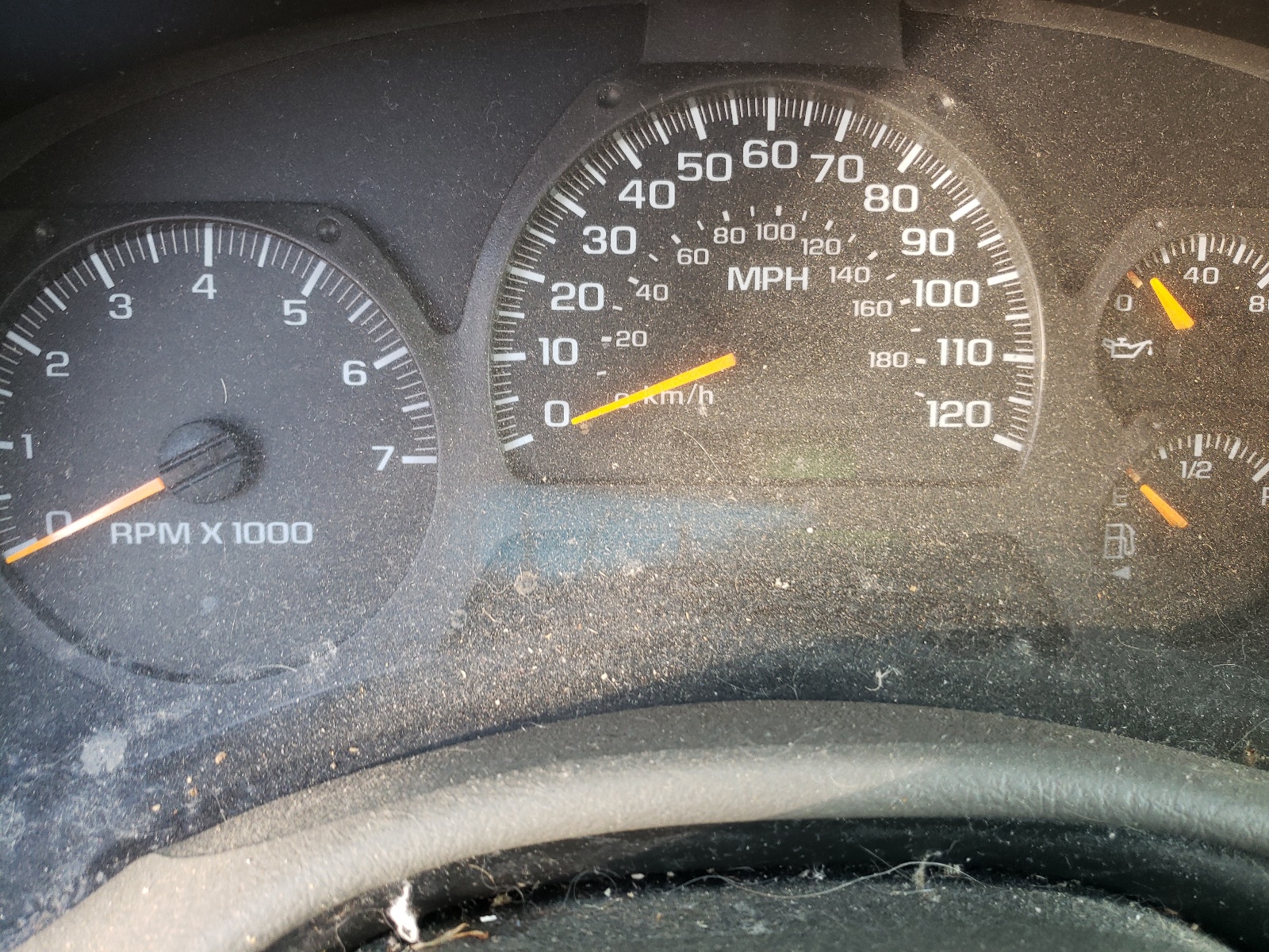 Zdjęcie 8 z aukcji – 2003 CHEVROLET TRAILBLAZE z VIN 1GNDT13S332401554