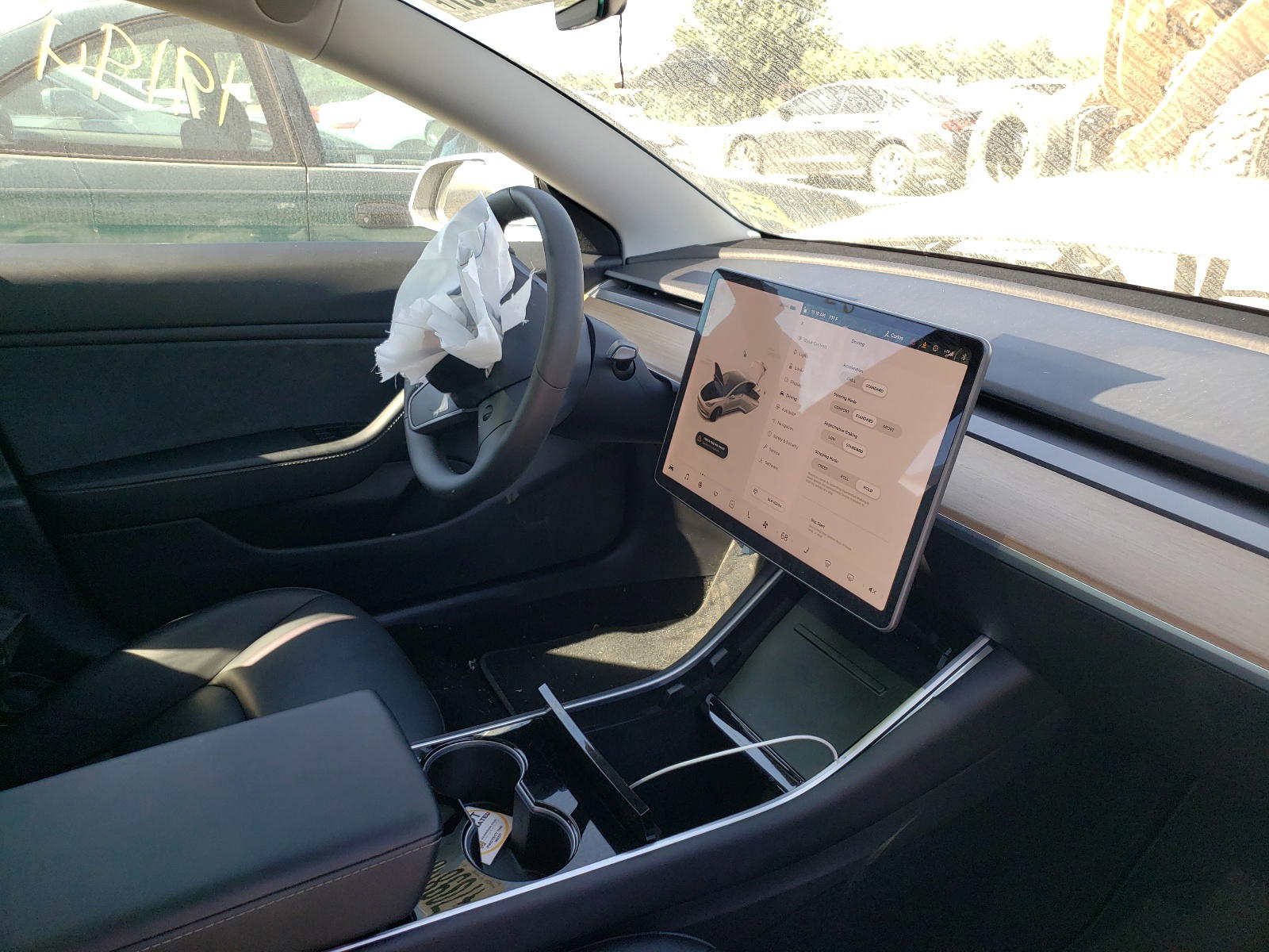 Photo 9 from auction – 2019 TESLA MODEL 3 with VIN 5YJ3E1EB0KF511534