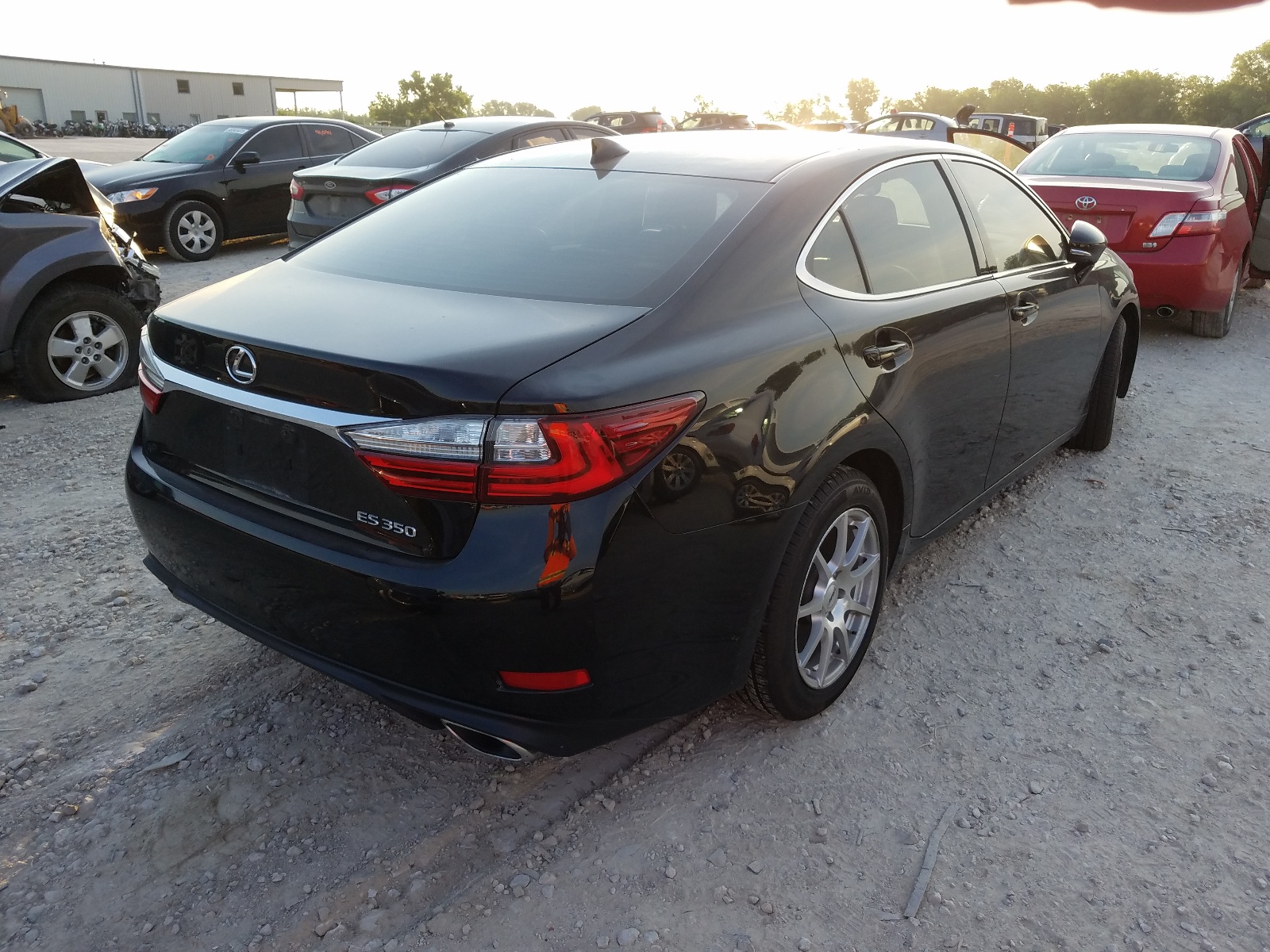 Photo 4 from auction – 2017 LEXUS ES 350 with VIN 58ABK1GG2HU069471