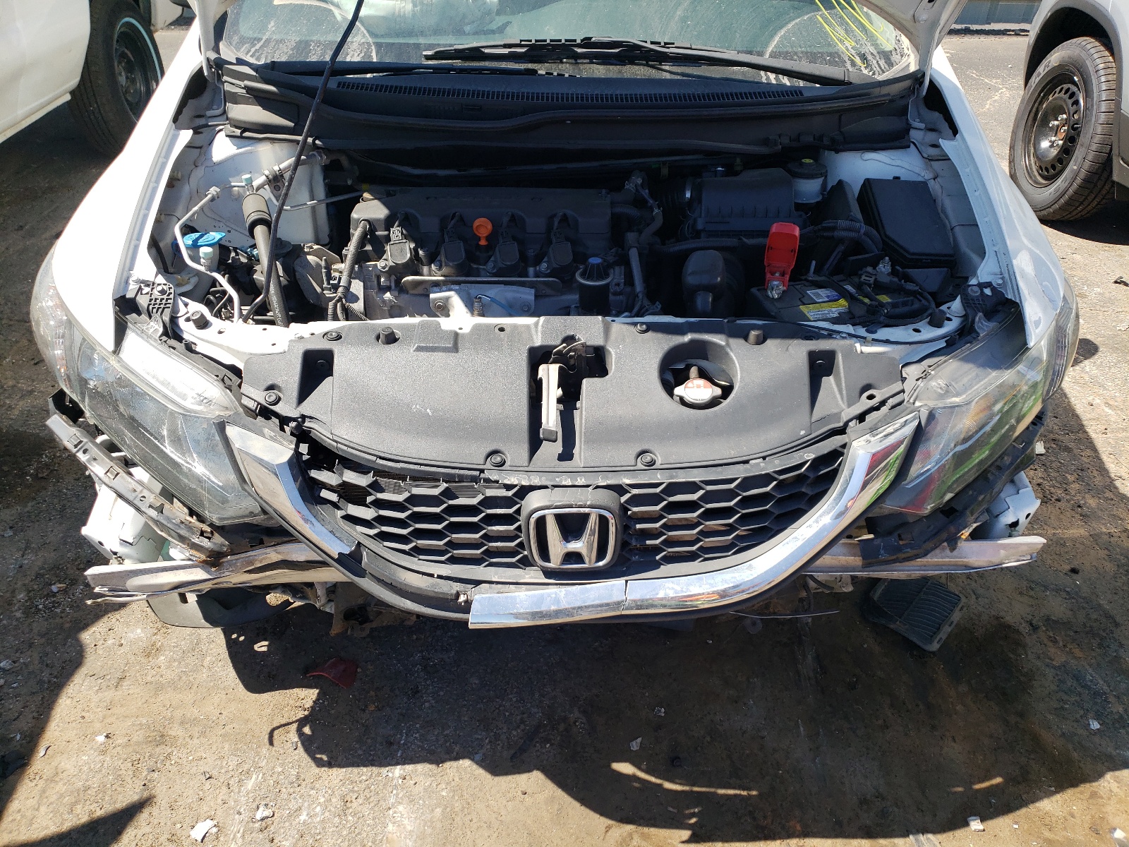 Zdjęcie 7 z aukcji – 2014 HONDA CIVIC LX z VIN 19XFB2F5XEE029426