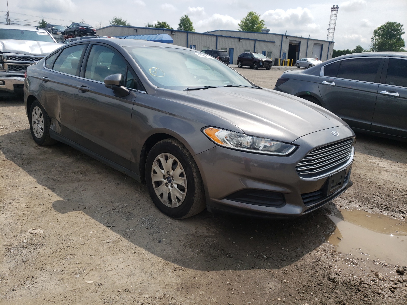 FORD FUSION S 2013 with VIN 3FA6P0G79DR295779 - Photo from auction