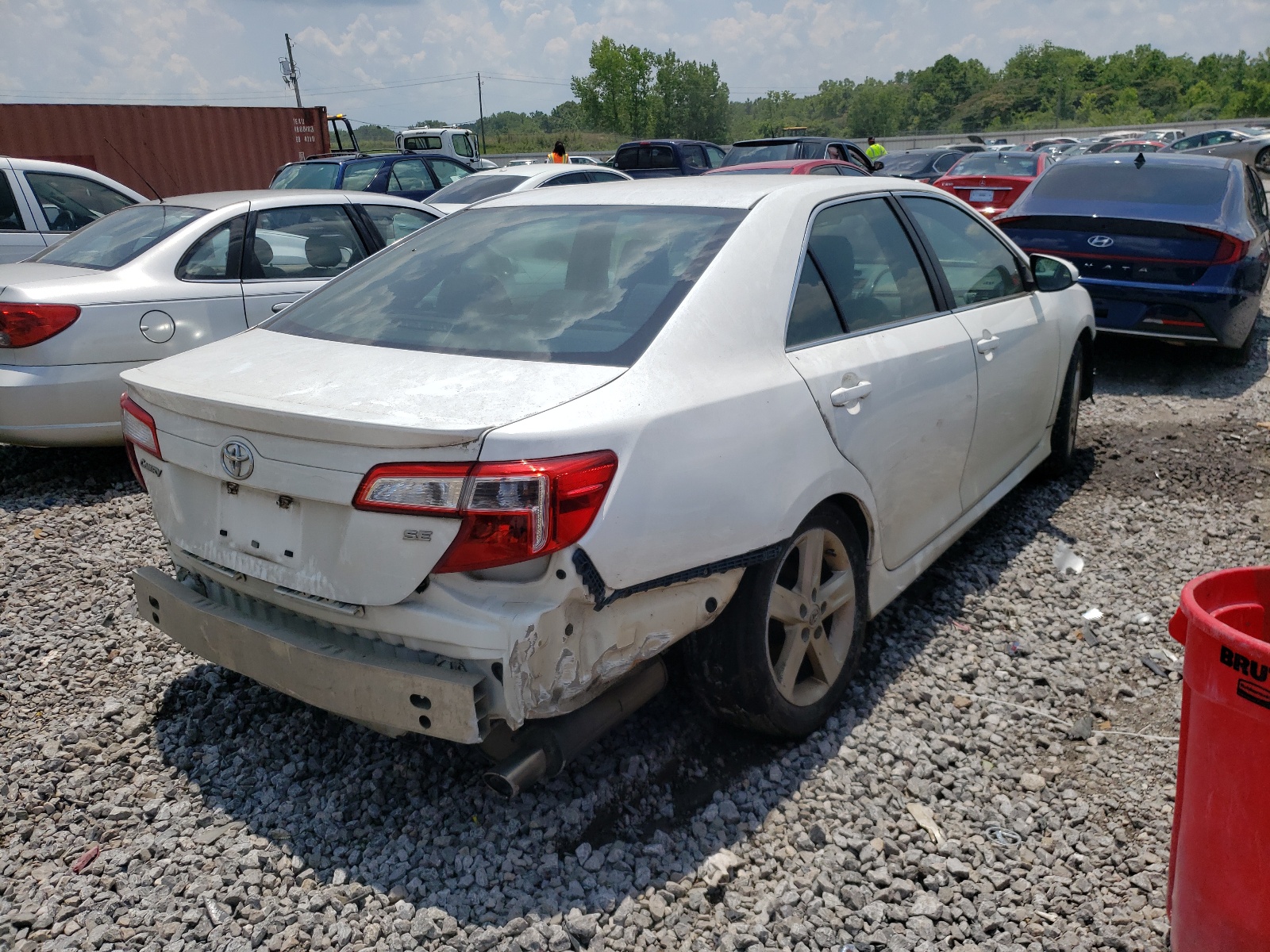Photo 4 from auction – 2012 TOYOTA CAMRY BASE with VIN 4T1BF1FK1CU163805