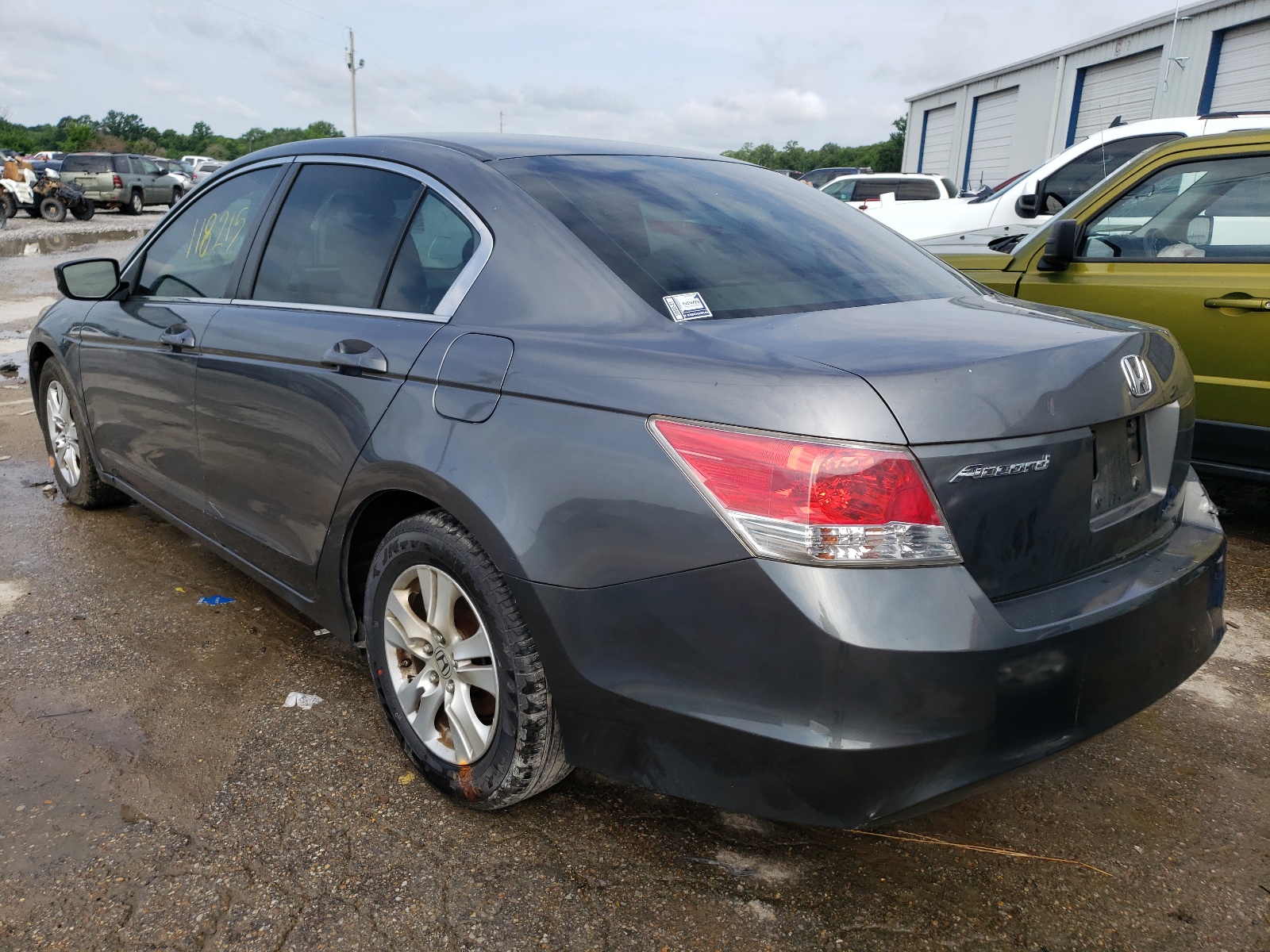 Photo 3 from auction – 2010 HONDA ACCORD LXP with VIN 1HGCP2F45AA104933