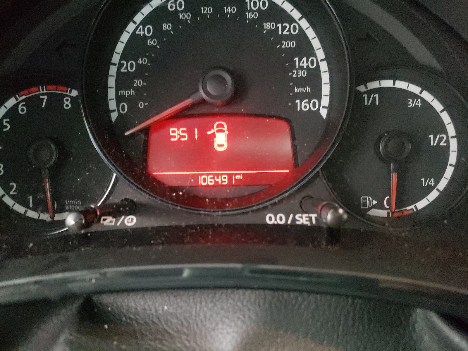 Photo 8 from auction – 2015 VOLKSWAGEN BEETLE 1.8 with VIN 3VWF17AT1FM630170