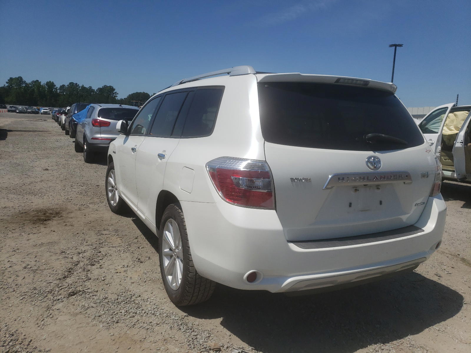 Photo 3 from auction – 2008 TOYOTA HIGHLANDER with VIN JTEEW44A582005852