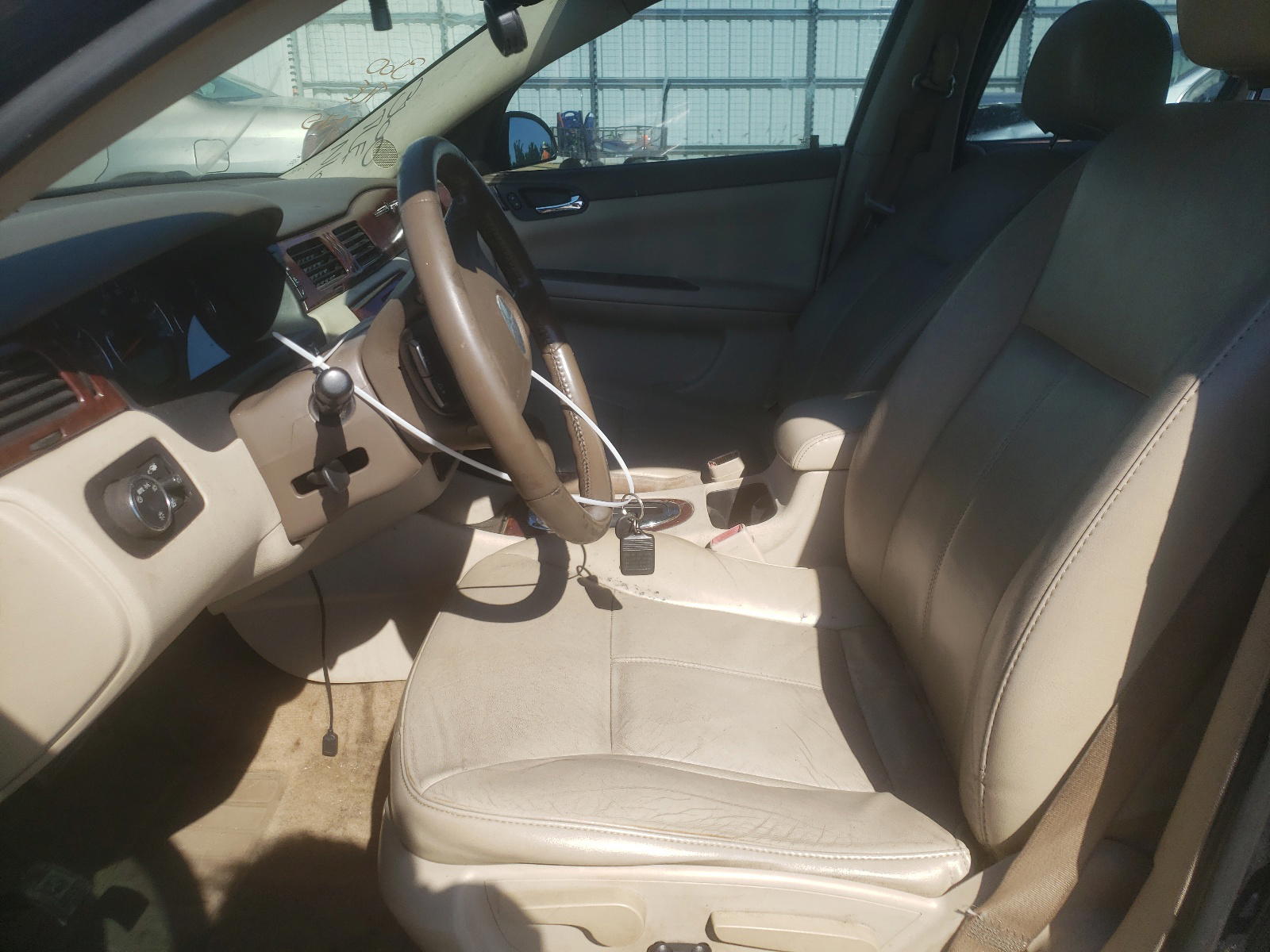 Photo 5 from auction – 2008 CHEVROLET IMPALA with VIN 2G1WT58K081352749
