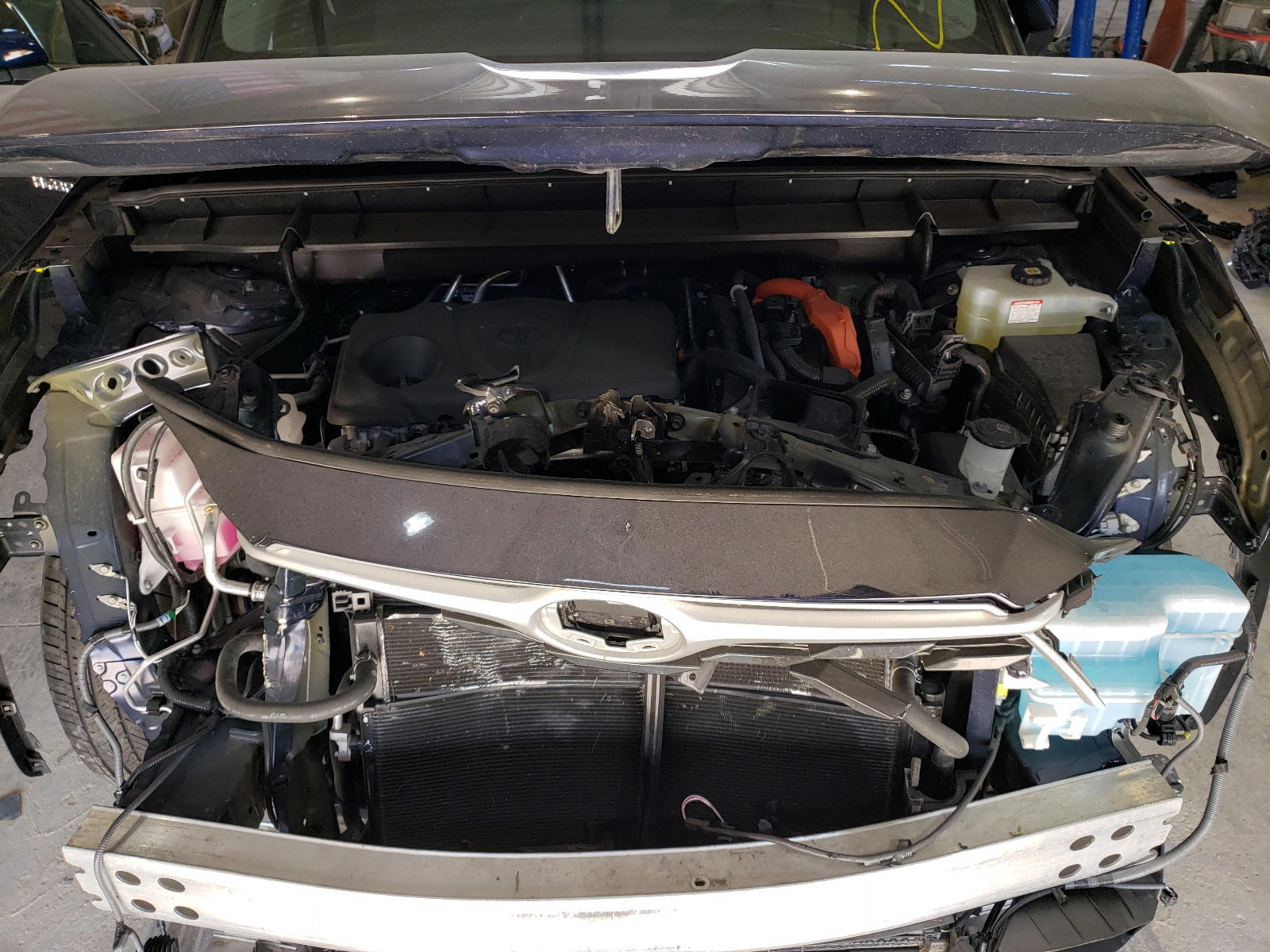 Photo 7 from auction – 2021 TOYOTA HIGHLANDER with VIN 5TDGBRCHXMS026185