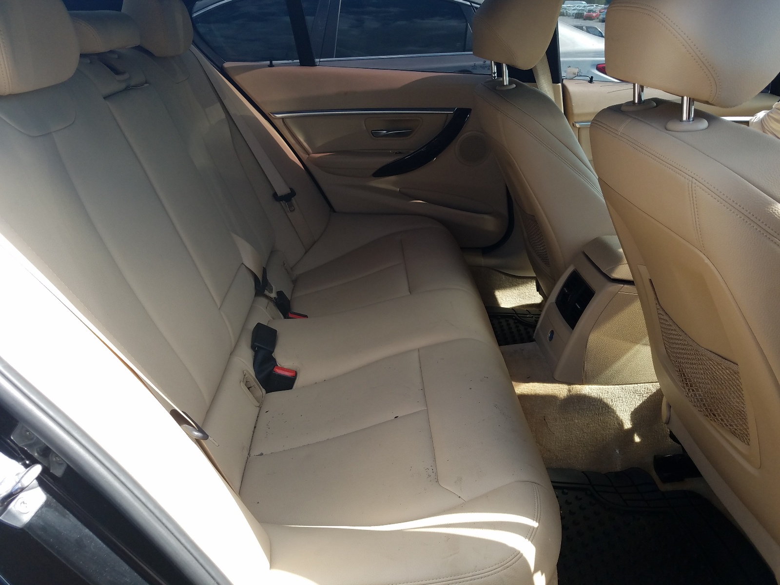 Photo 6 from auction – 2016 BMW 328 I SULE with VIN WBA8E9C52GK644076