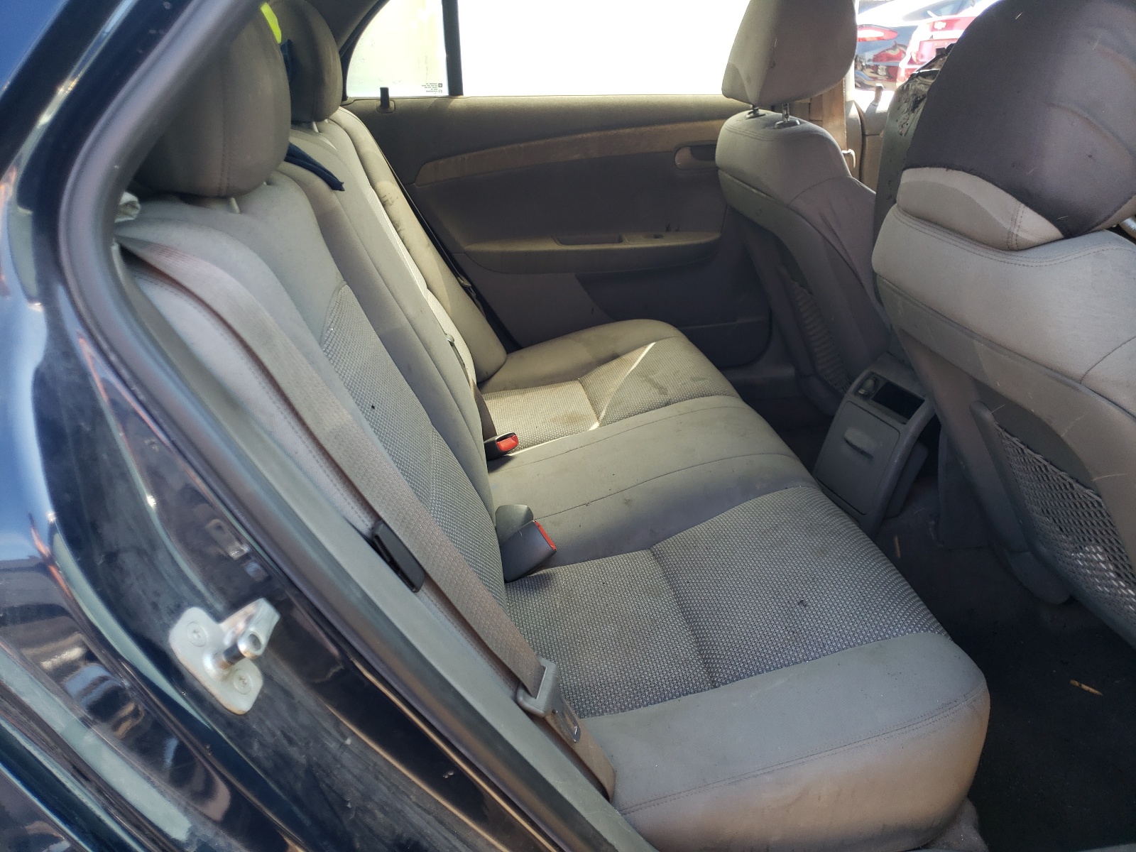 Photo 6 from auction – 2011 CHEVROLET MALIBU LS with VIN 1G1ZA5EUXBF105506