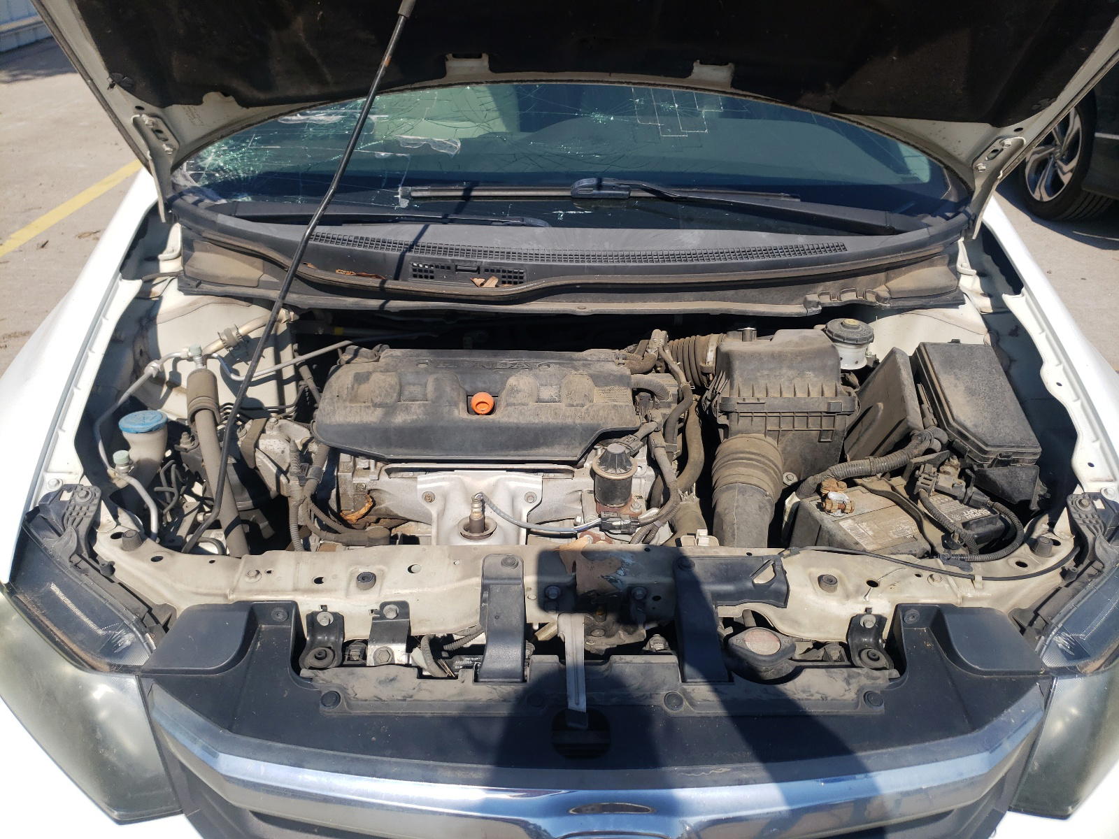 Photo 7 from auction – 2012 HONDA CIVIC LX with VIN 2HGFB2F57CH558383