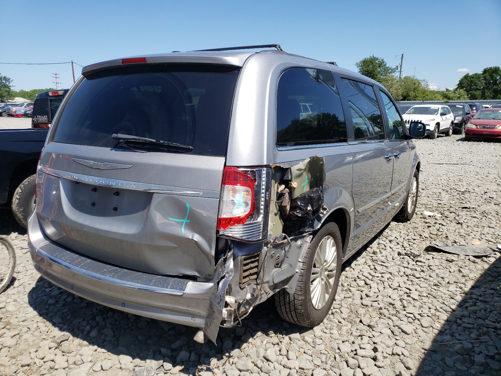 Photo 20 from auction – 2013 CHRYSLER TOWN & COU with VIN 2C4RC1CG0DR805344