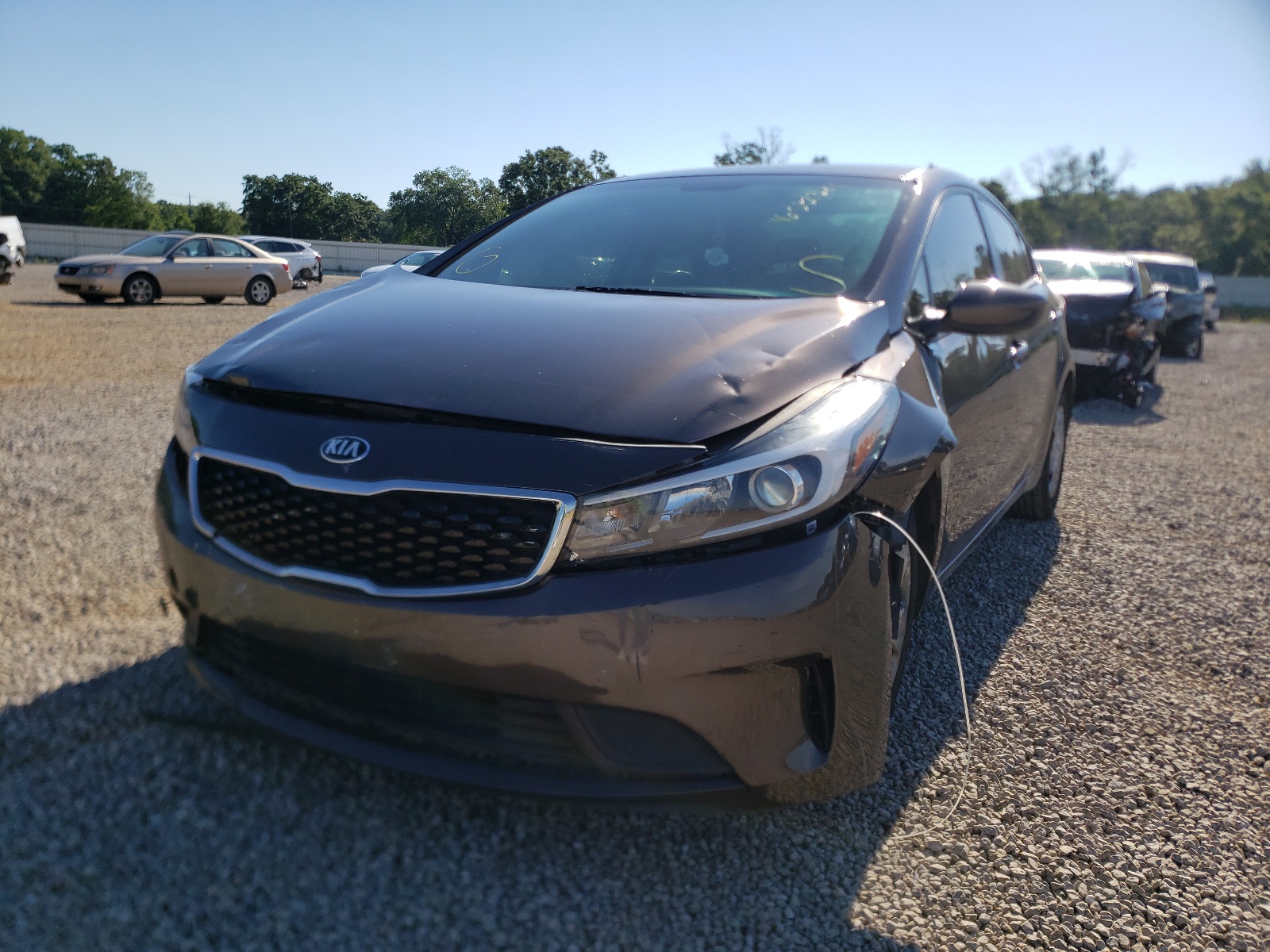 Photo 2 from auction – 2017 KIA FORTE LX with VIN 3KPFL4A77HE138156