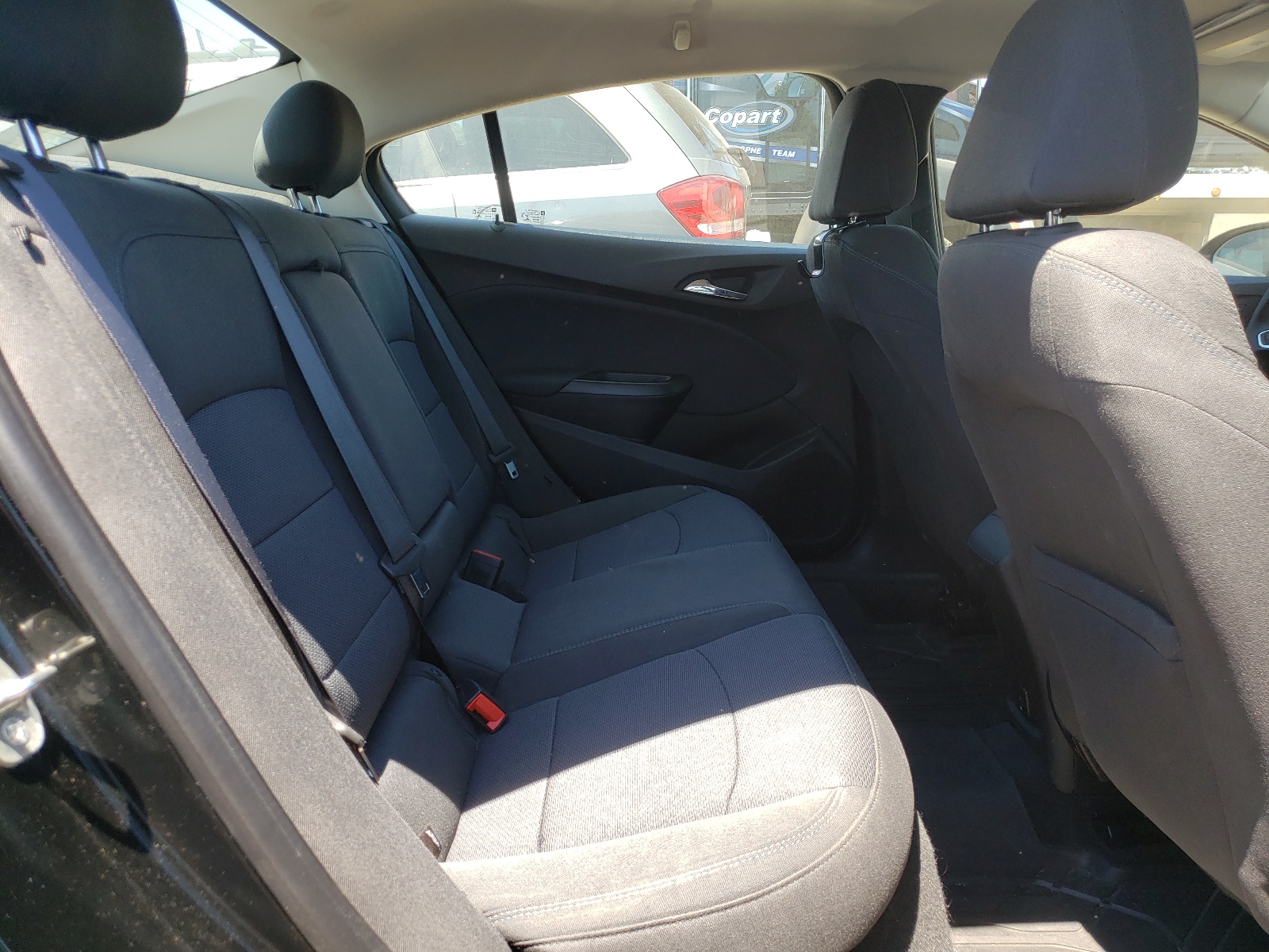 Photo 6 from auction – 2018 CHEVROLET CRUZE with VIN 1G1BE5SM9J7185870