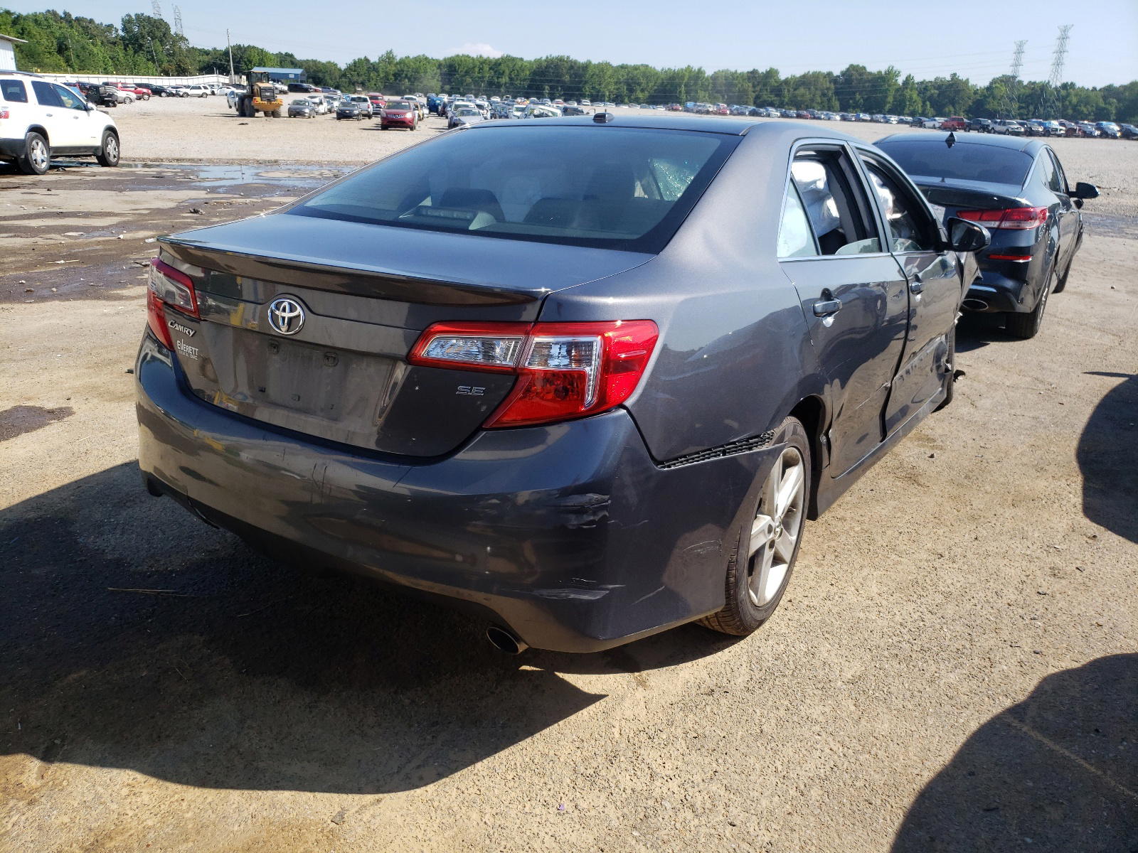 Photo 4 from auction – 2012 TOYOTA CAMRY BASE with VIN 4T1BF1FK4CU091630