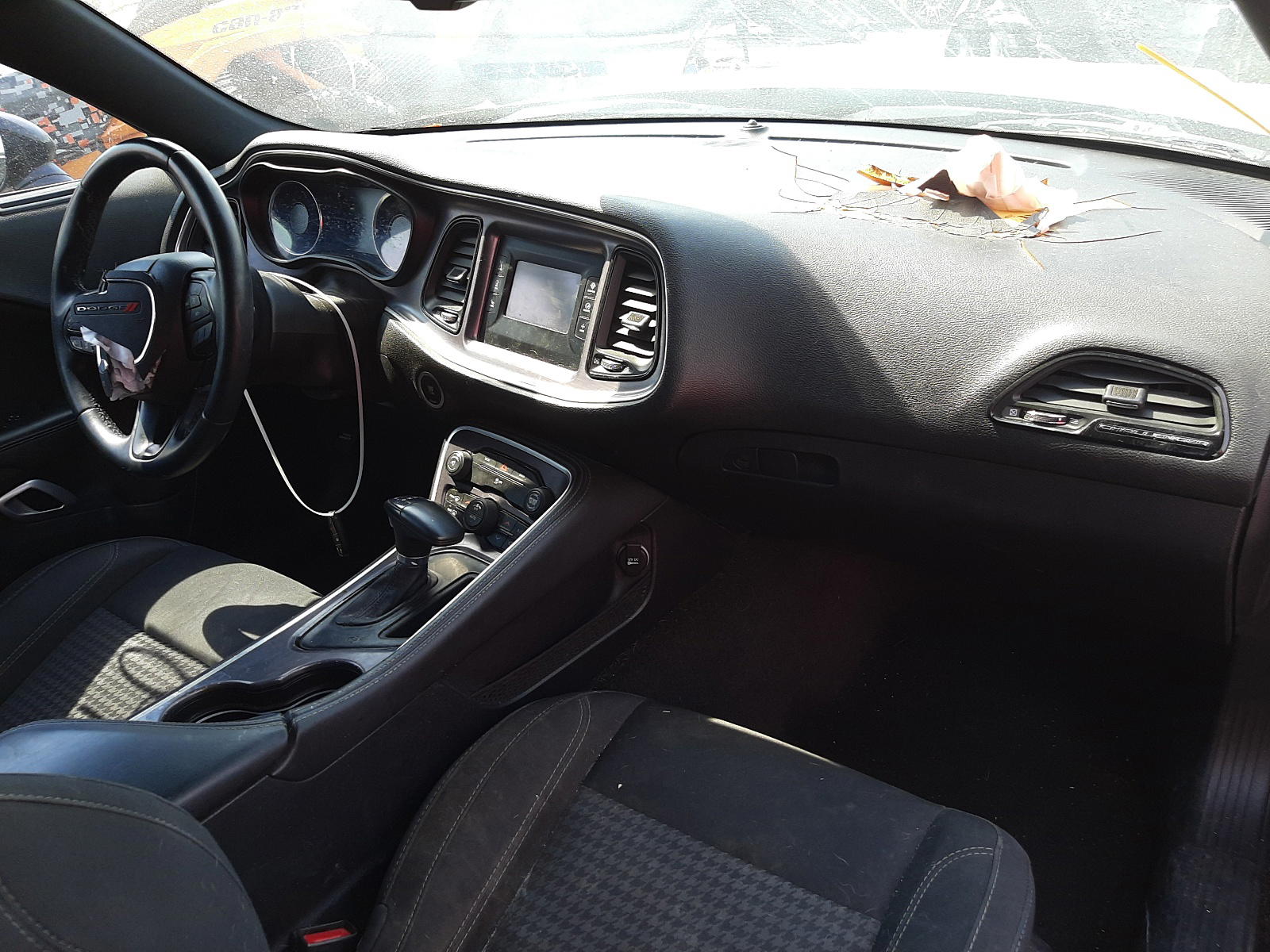 Photo 9 from auction – 2016 DODGE CHALLENGER with VIN 2C3CDZAG0GH254772