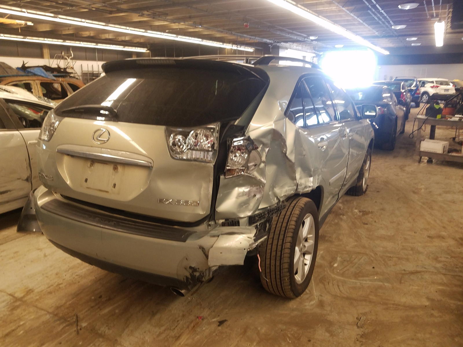 Photo 4 from auction – 2005 LEXUS RX 330 with VIN 2T2HA31U15C051485