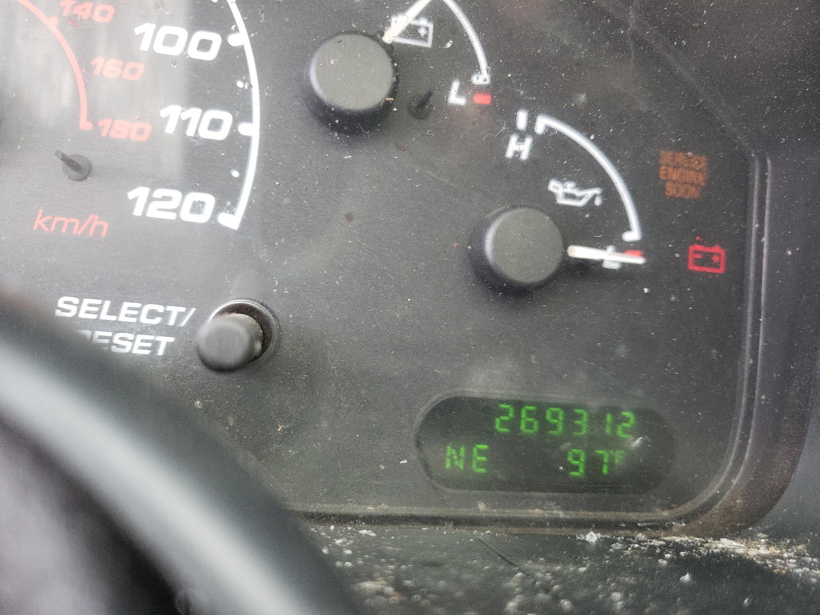 Photo 8 from auction – 2002 FORD EXPLORER X with VIN 1FMZU63K02UD60596