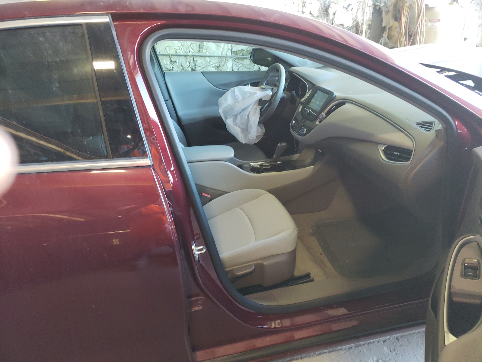 Photo 5 from auction – 2016 CHEVROLET MALIBU LS with VIN 1G1ZB5ST7GF198839
