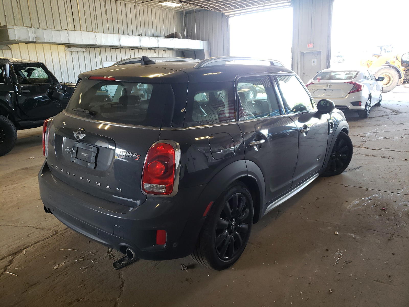 Photo 4 from auction – 2018 MINI COOPER S C with VIN WMZYT5C38J3D82424