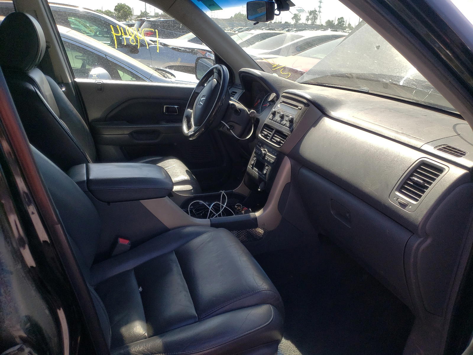 Photo 5 from auction – 2008 HONDA PILOT EXL with VIN 5FNYF18598B051002